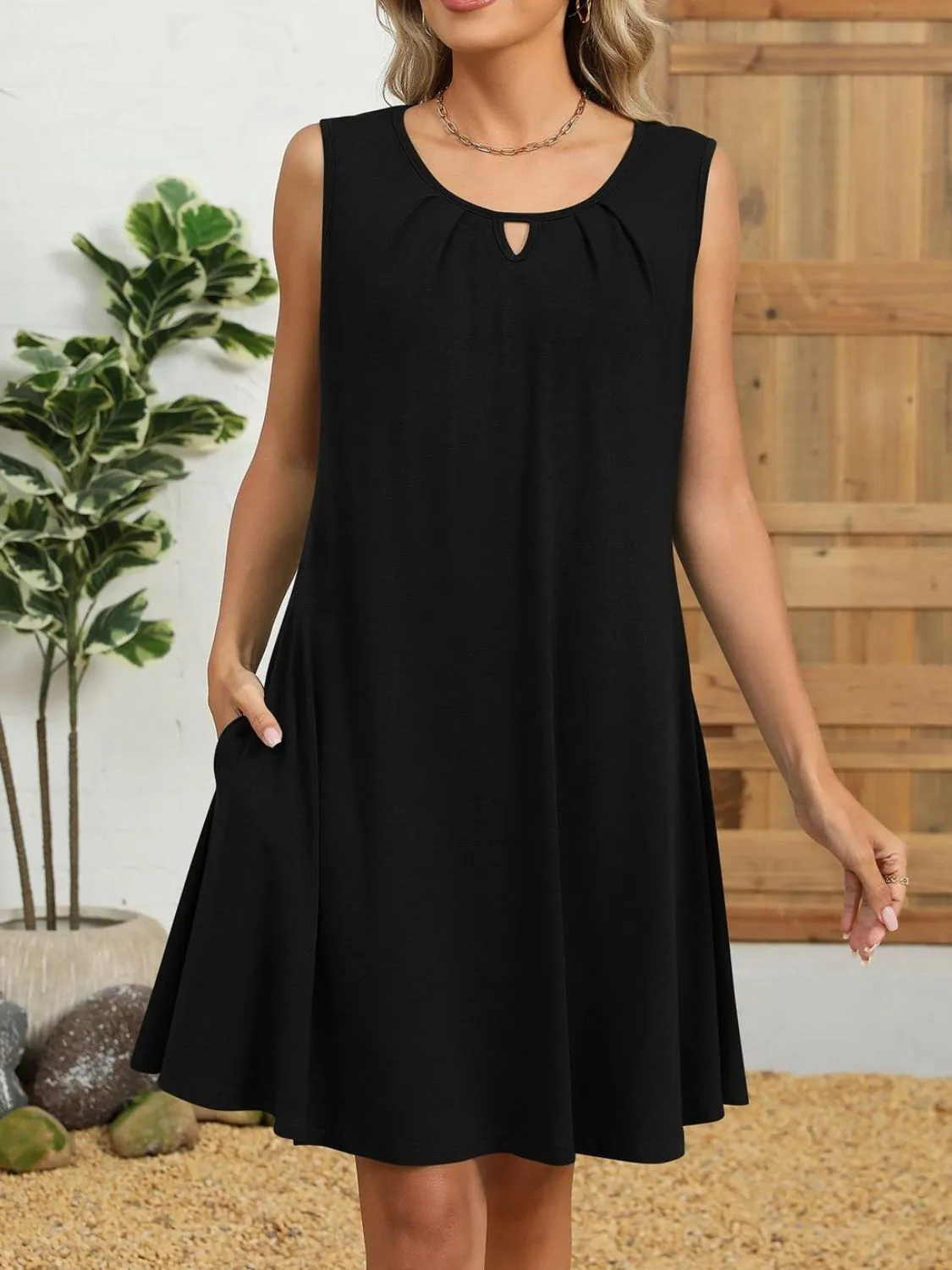 Round Neck Sleeveless Dress - Image 17