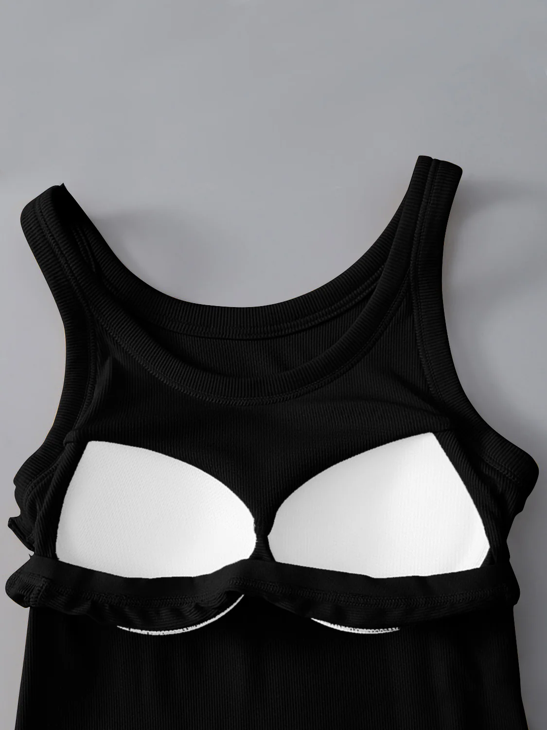 Round Neck Tank with Bra - Image 15