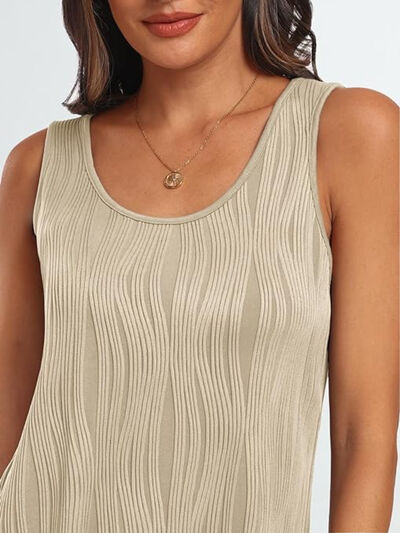 Round Neck Wide Strap Tank - Image 15