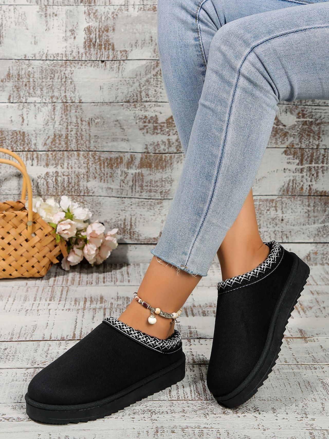 Round Toe Platform Slippers - Image 11