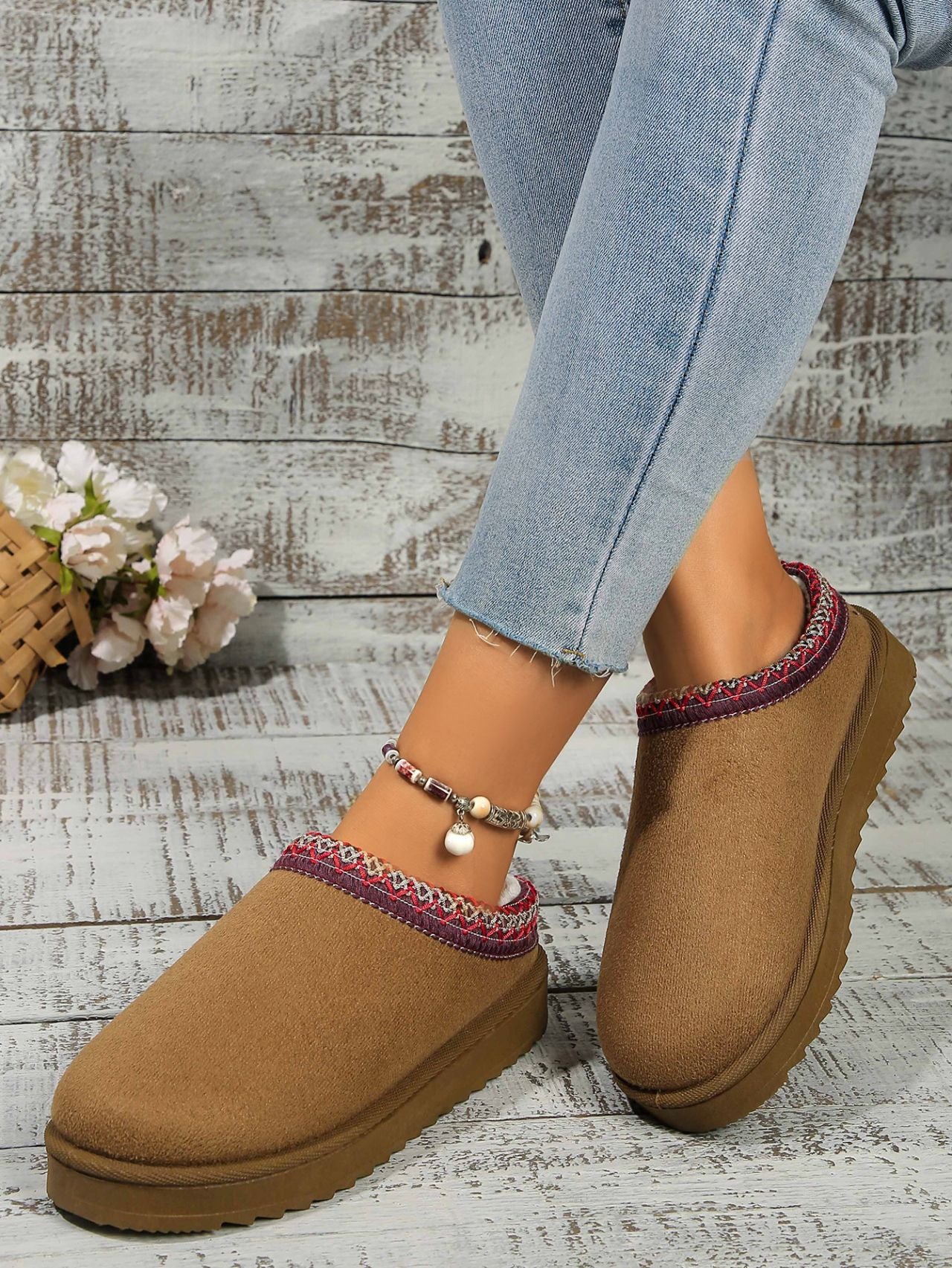 Round Toe Platform Slippers - Image 7
