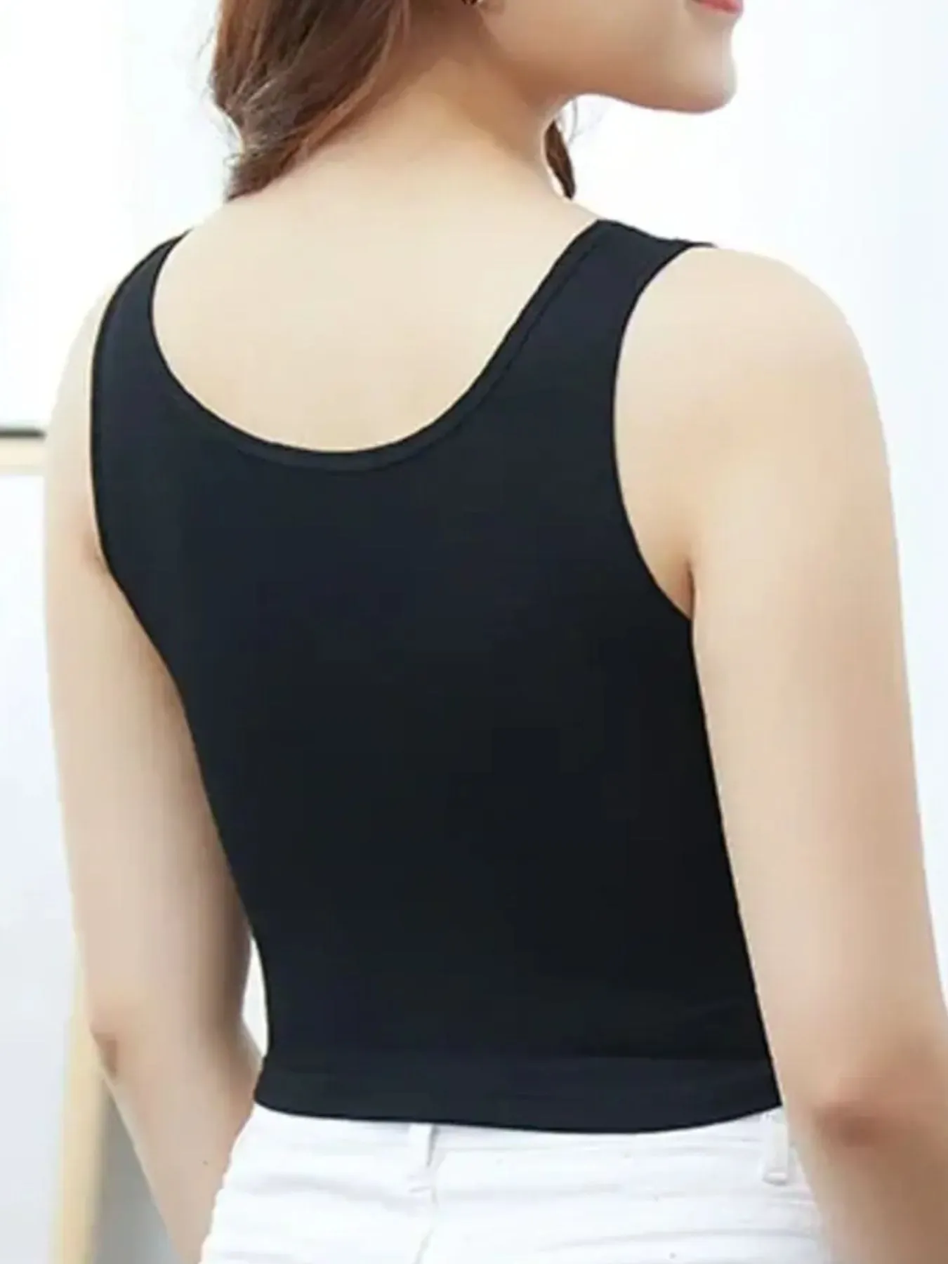 Scoop Neck Cropped Tank Top - Image 4