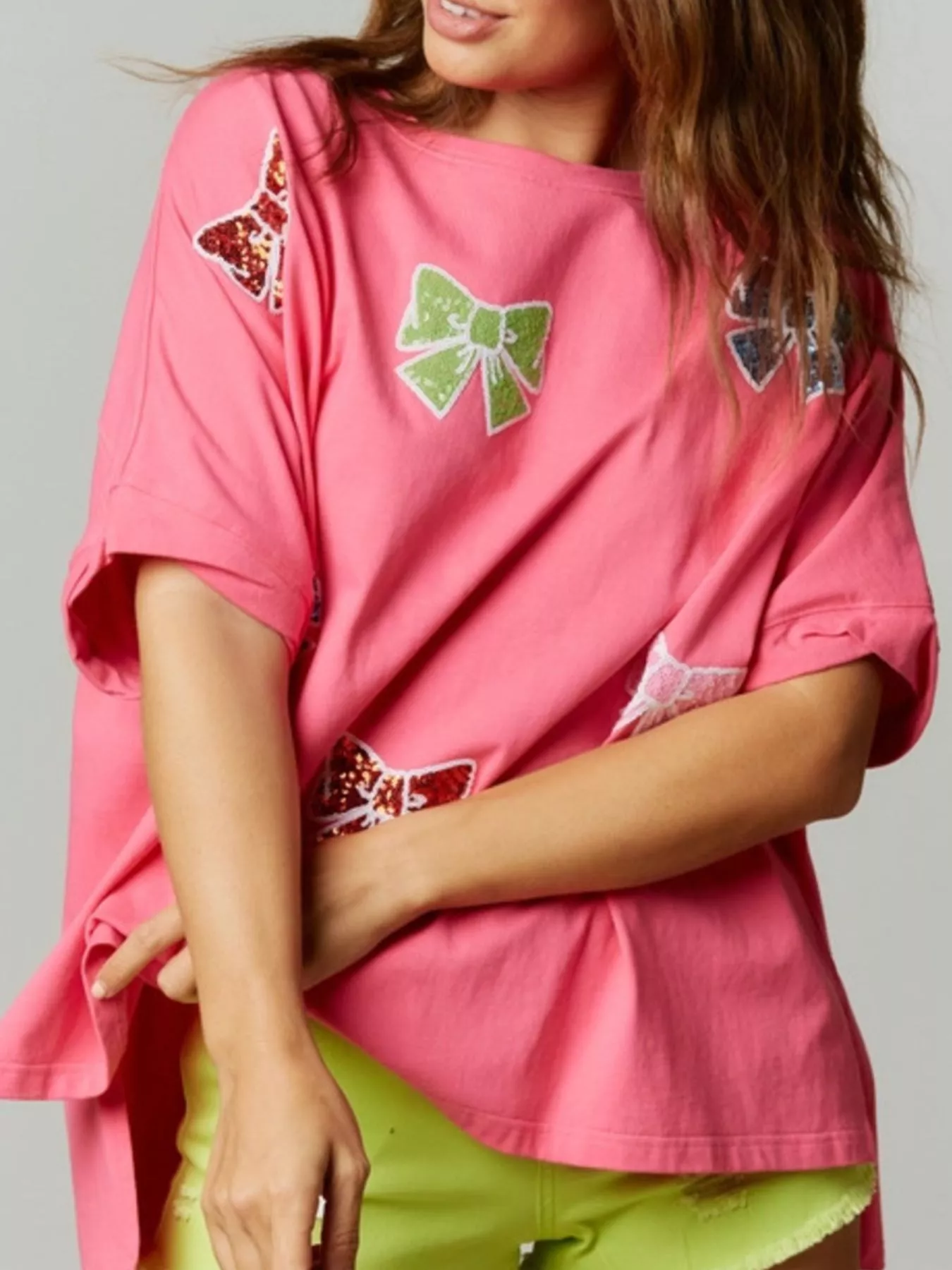 Sequin Bow Round Neck T-Shirt - Image 5