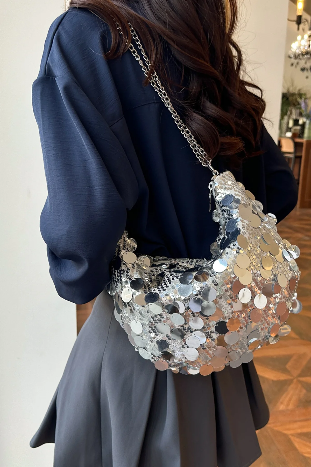 Sequin Chain Crossbody Bag - Image 11