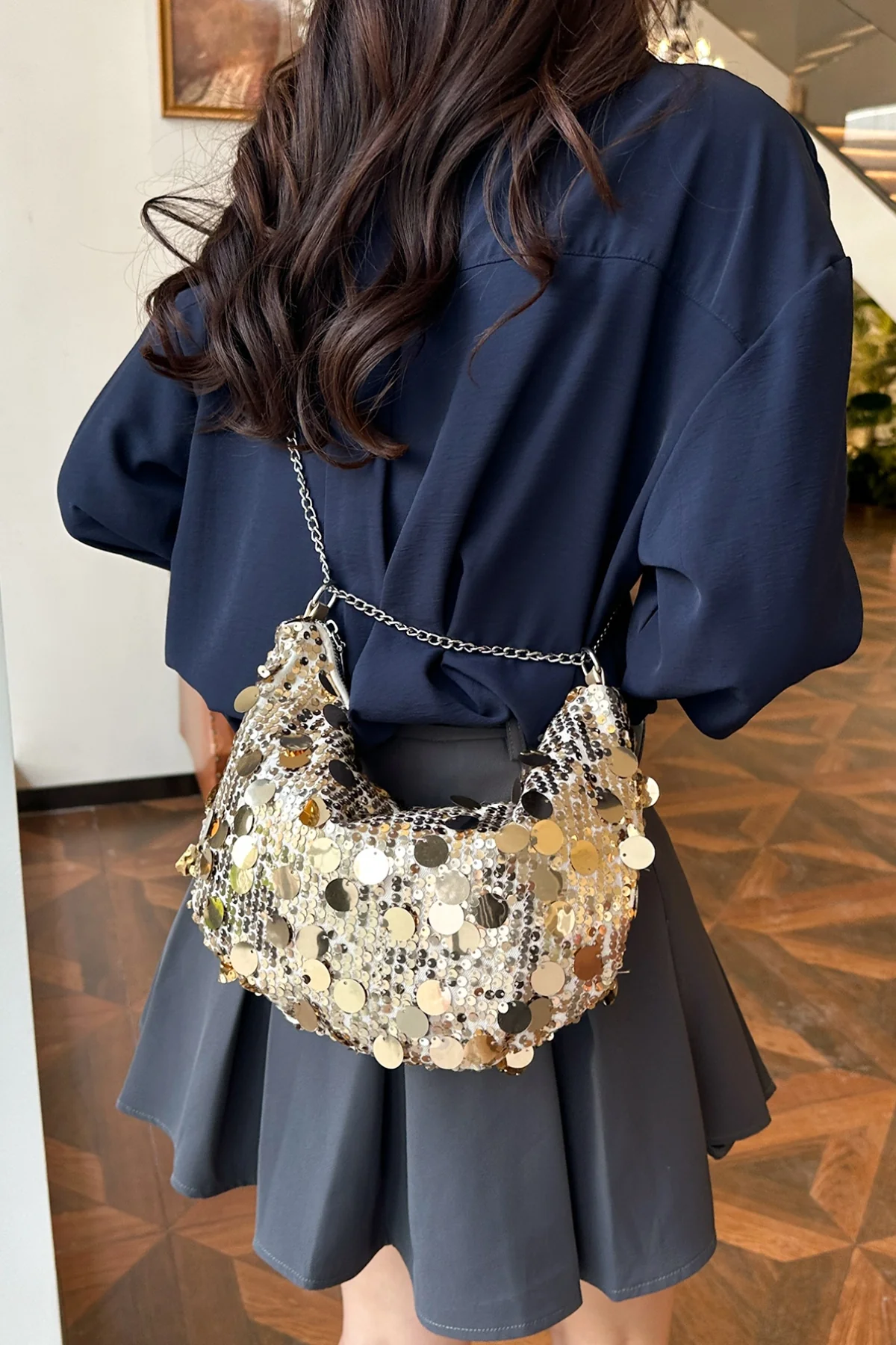 Sequin Chain Crossbody Bag - Image 22