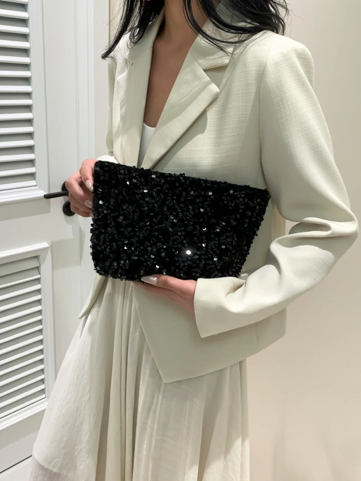Sequin Clutch with Zipper - Image 15