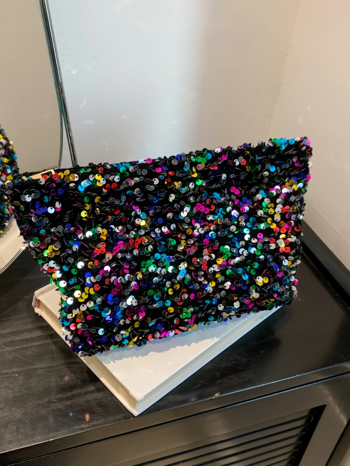 Sequin Clutch with Zipper - Image 19