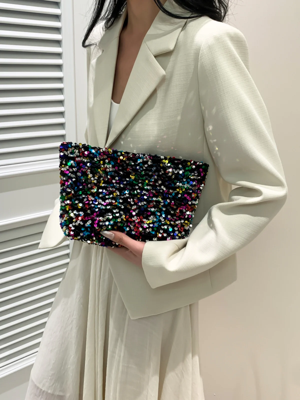 Sequin Clutch with Zipper - Image 22
