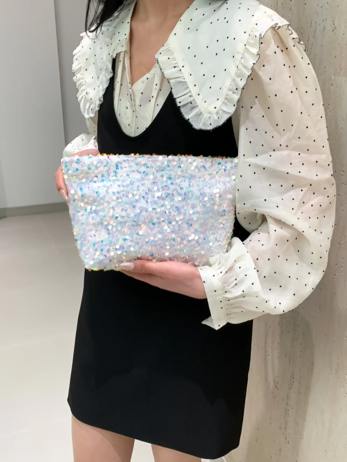 Sequin Clutch with Zipper - Image 6