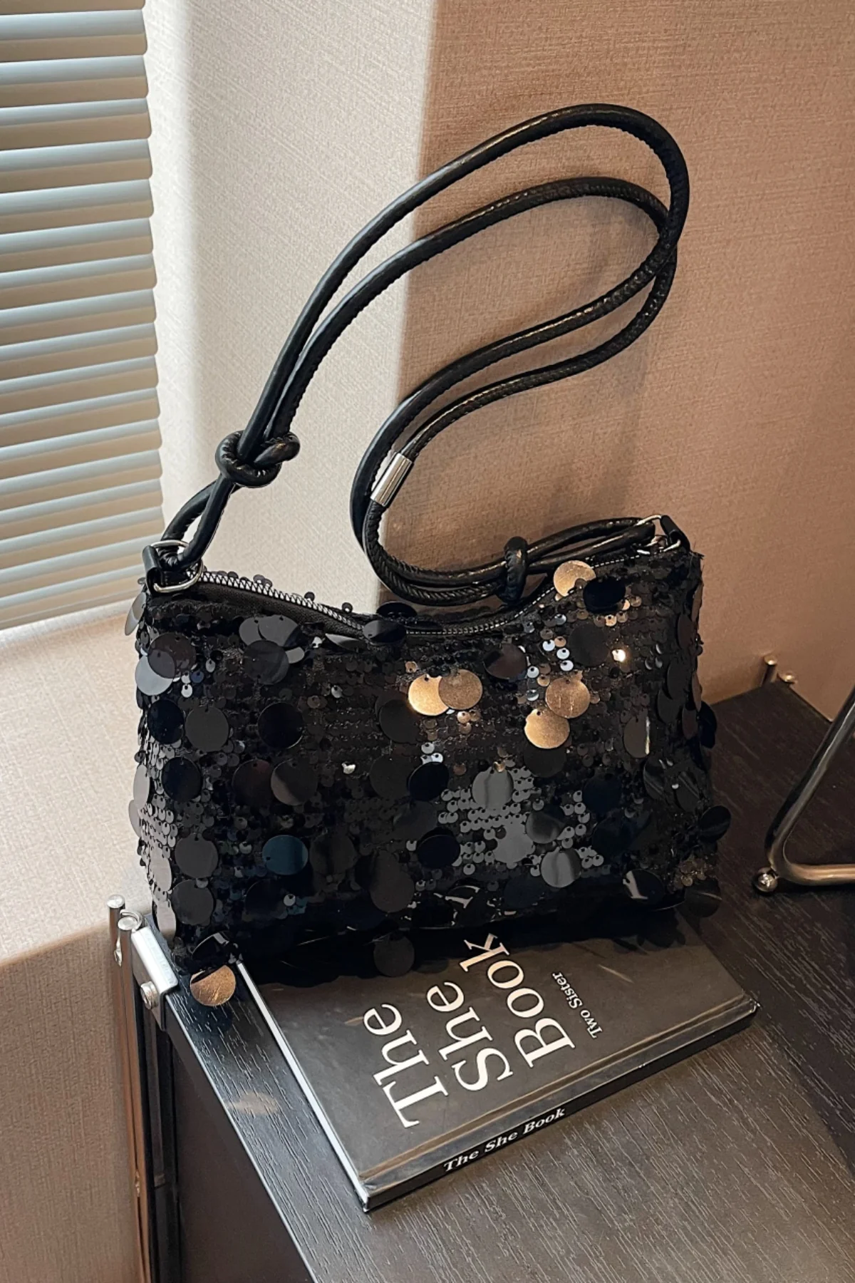 Sequin Knotted Straps Shoulder Bag - Image 19