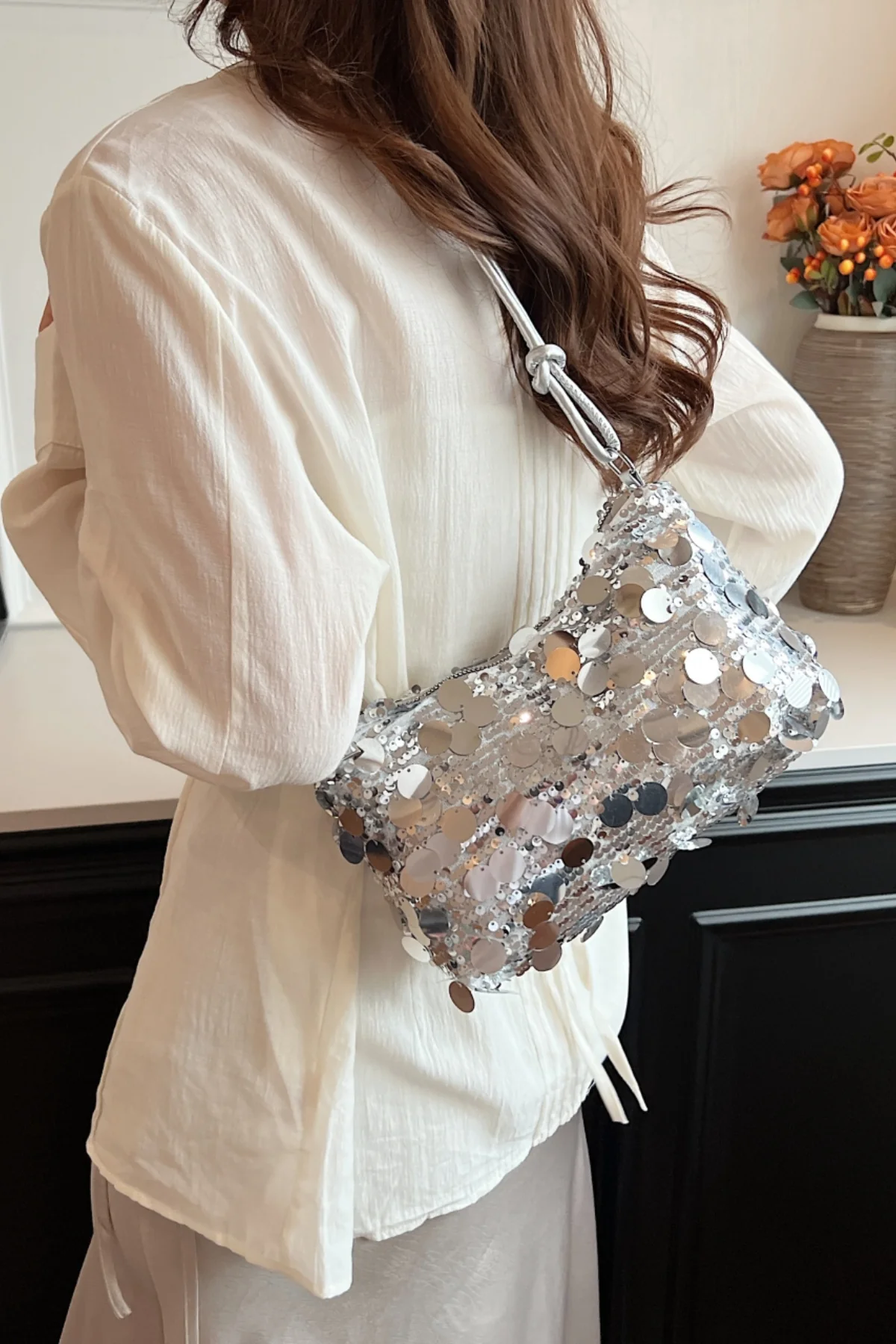 Sequin Knotted Straps Shoulder Bag - Image 2