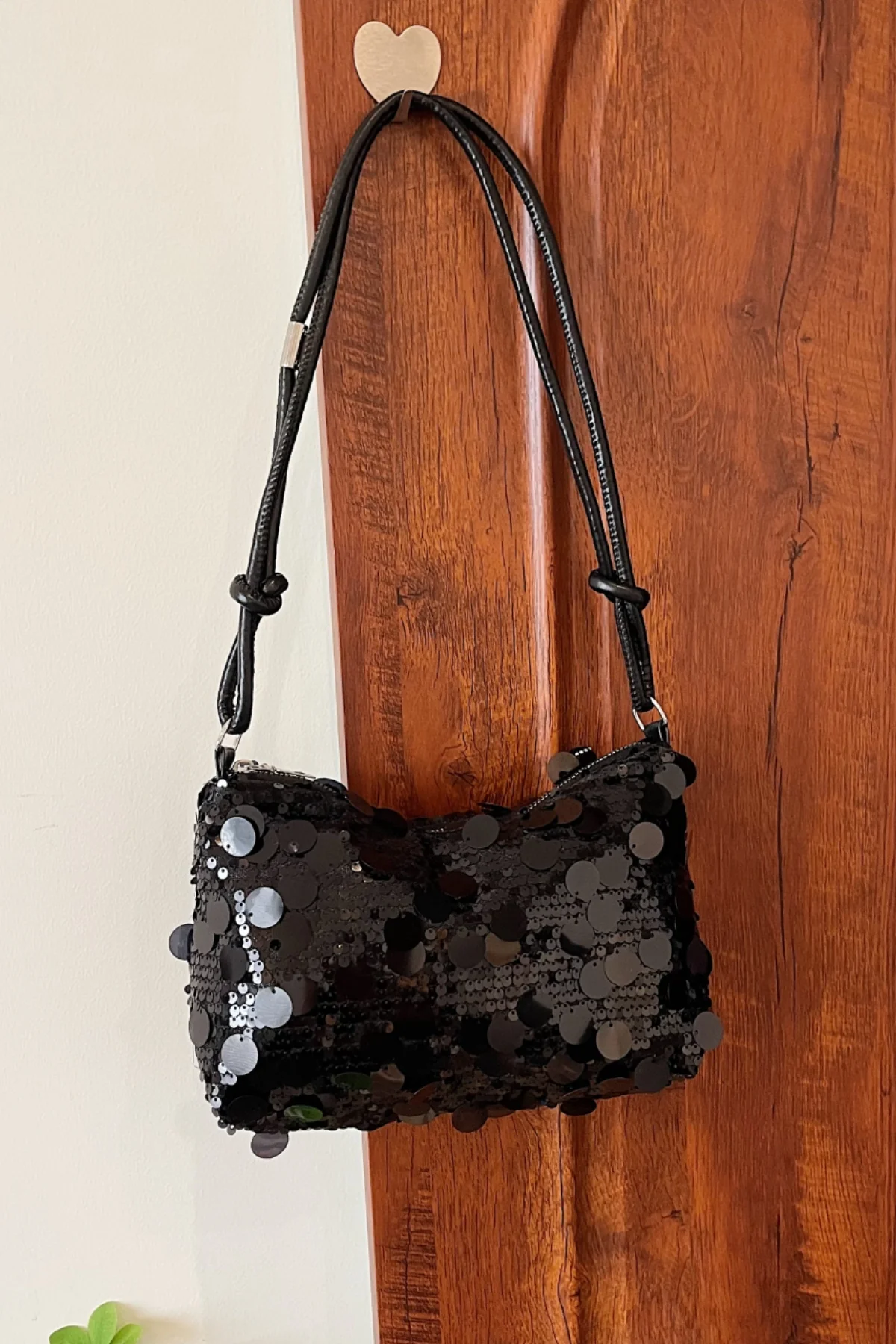 Sequin Knotted Straps Shoulder Bag - Image 20
