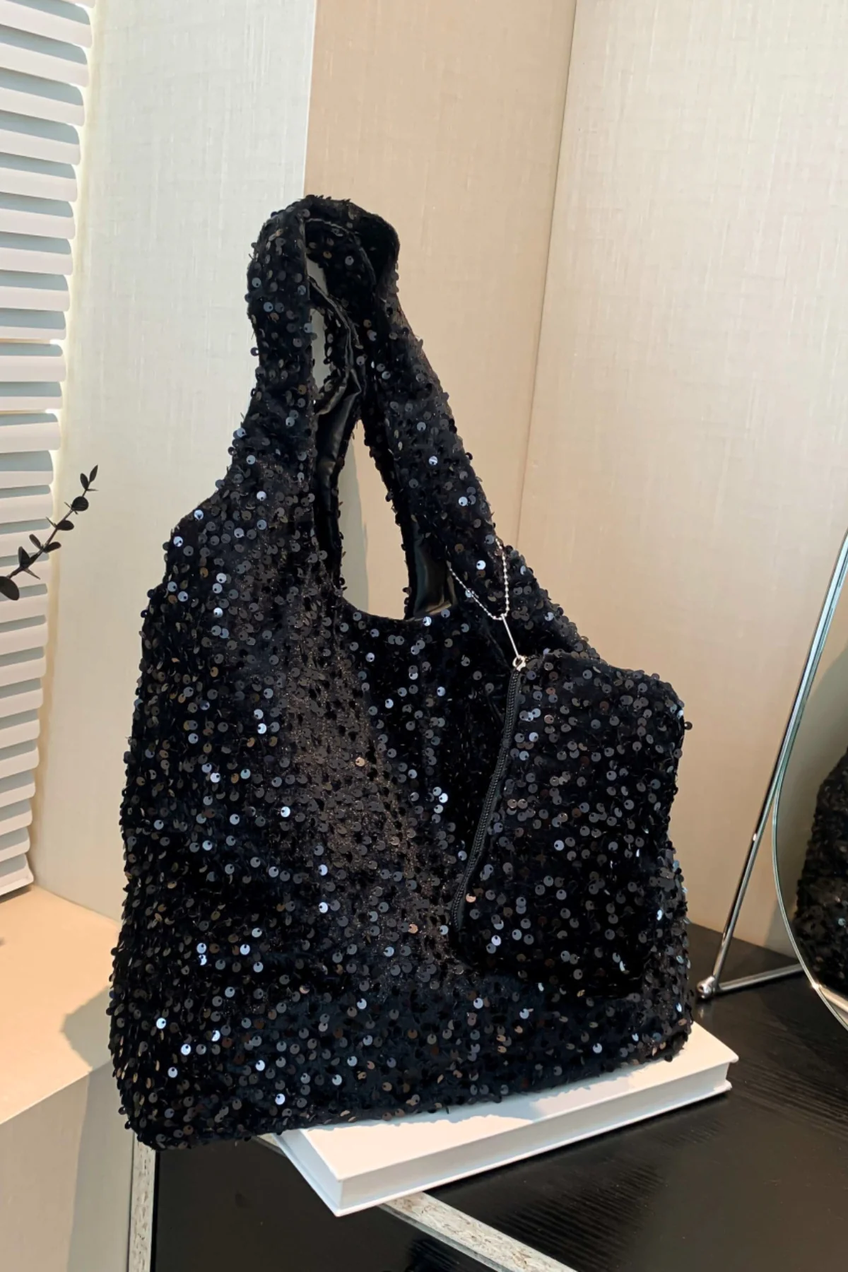 Sequin Polyester Handbag - Image 23