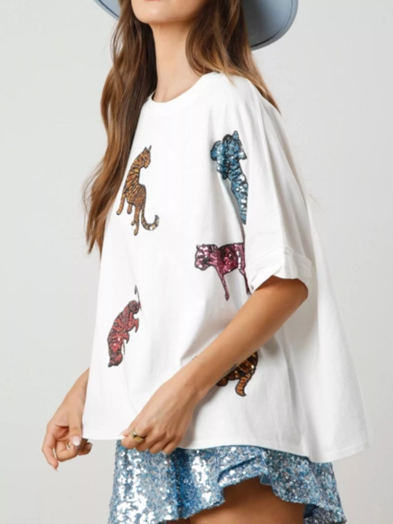 Sequin Tiger Round Neck T-Shirt - Image 4