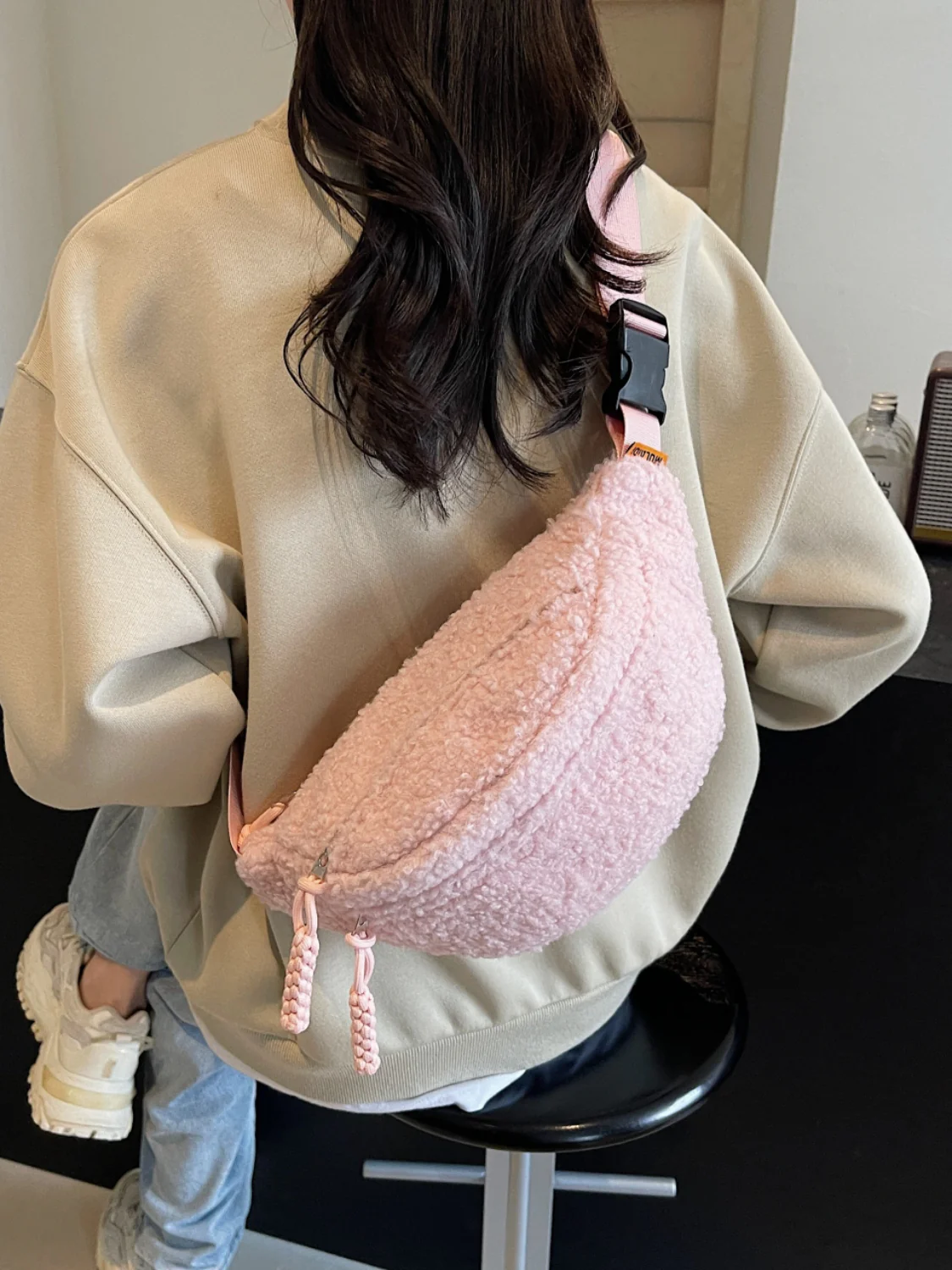 Sherpa Crossbody Bag with Adjustable Strap - Image 19