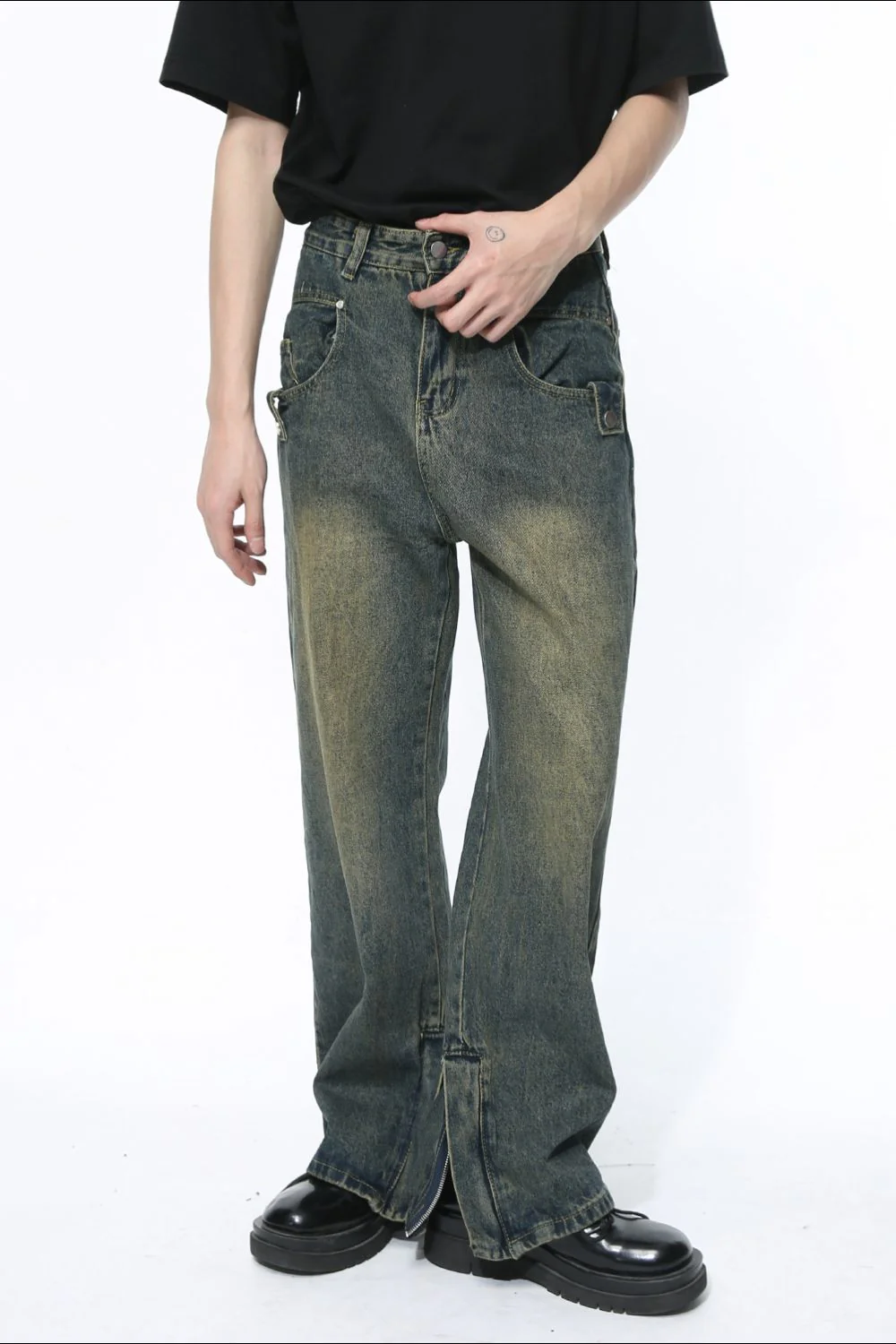 Side Slit Jeans with Pockets - Image 4