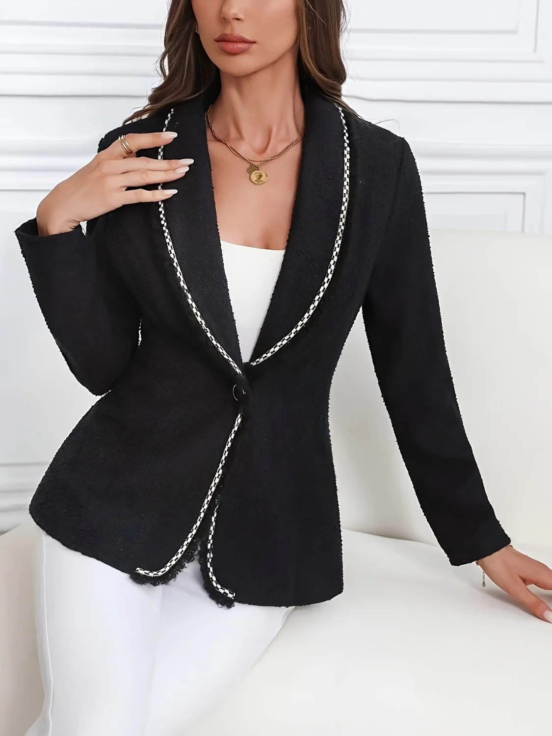 Single-Breasted Lapel Collar Blazer - Image 5