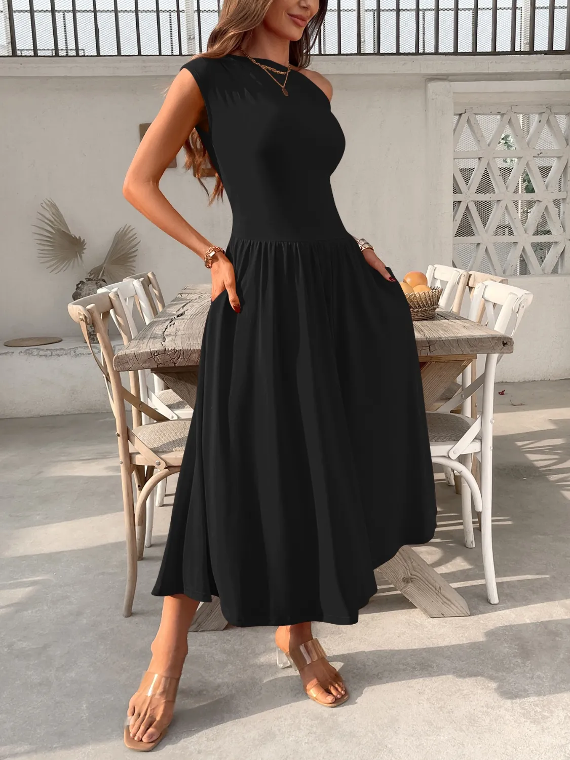 Single Shoulder Dress with Pockets - Image 4