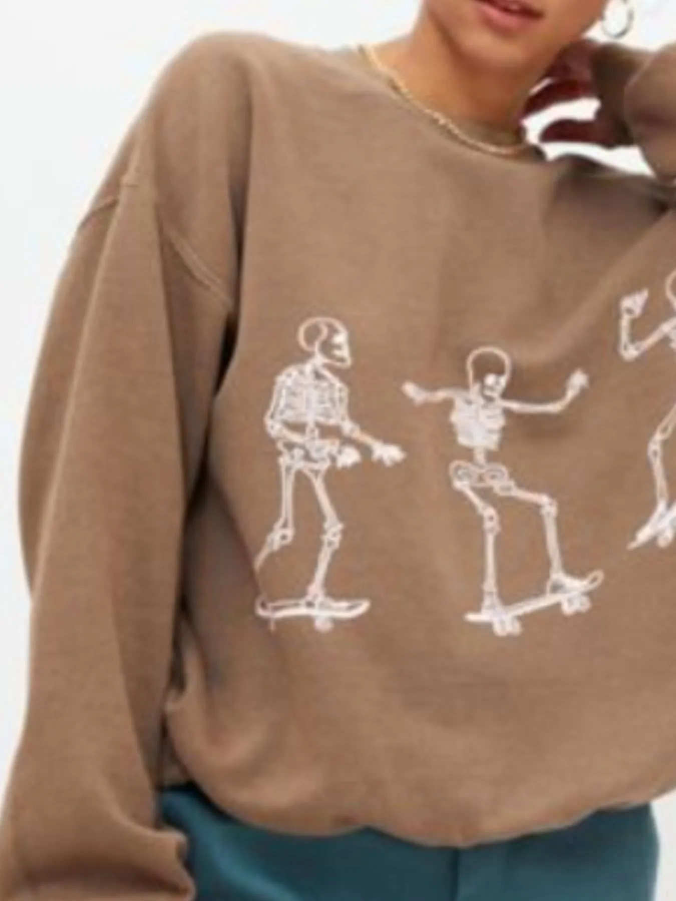 Skeleton Graphic Oversized Sweatshirt - Image 13