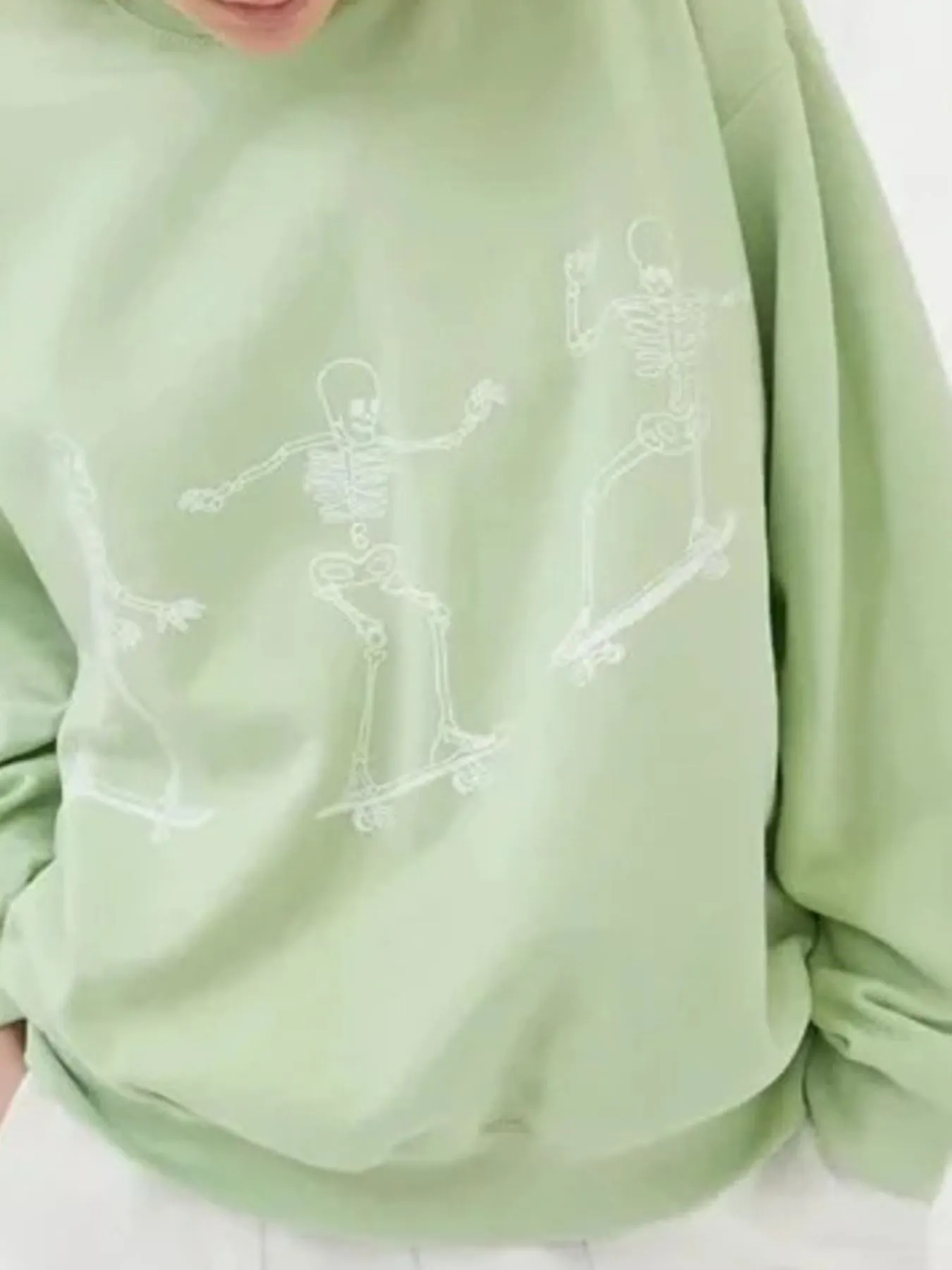 Skeleton Graphic Oversized Sweatshirt - Image 9