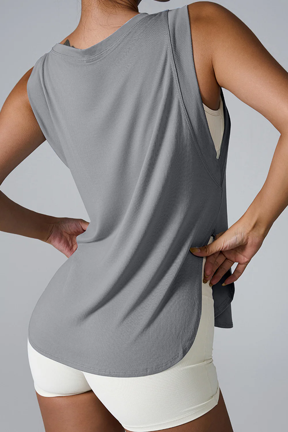 Slit Round Neck Active Tank - Image 9