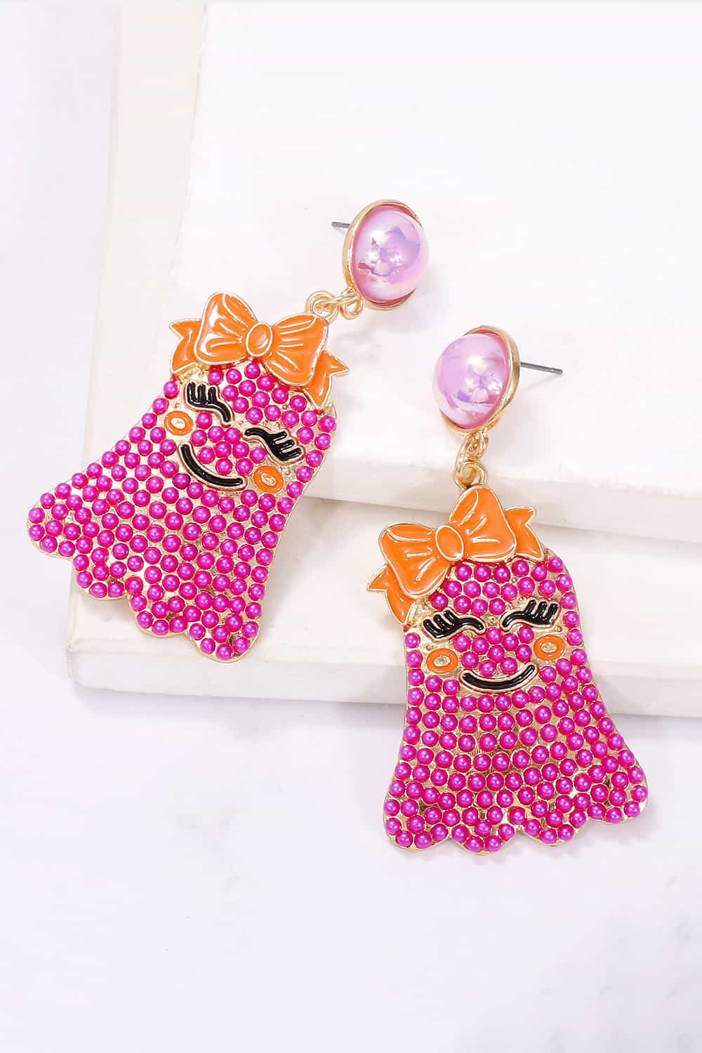 Smiling Ghost Shape Synthetic Pearl Earrings - Image 8