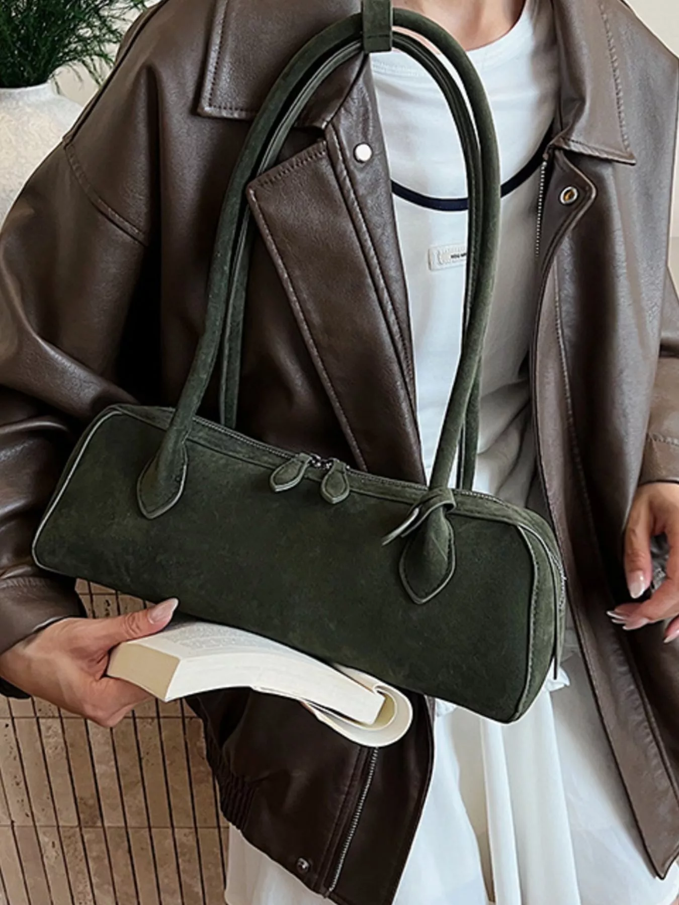 Solid Color Shoulder Bag - Image 17