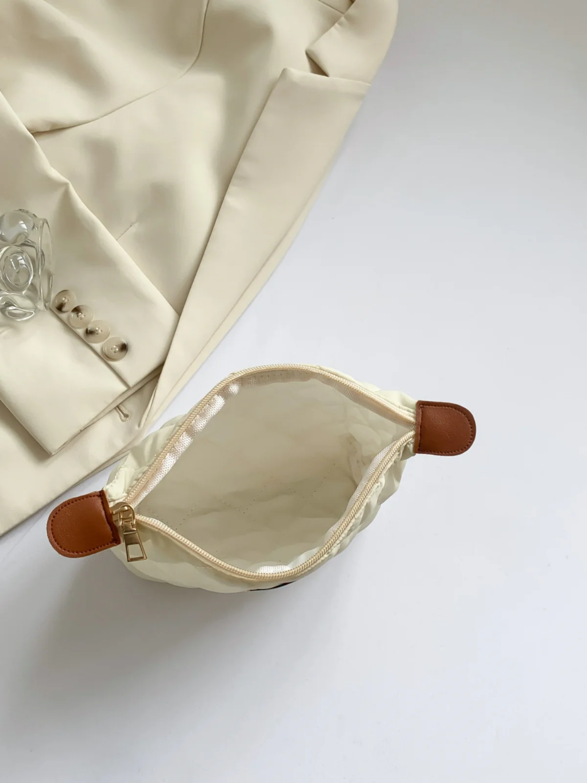 Solid Quilted Clutch with Zipper - Image 12