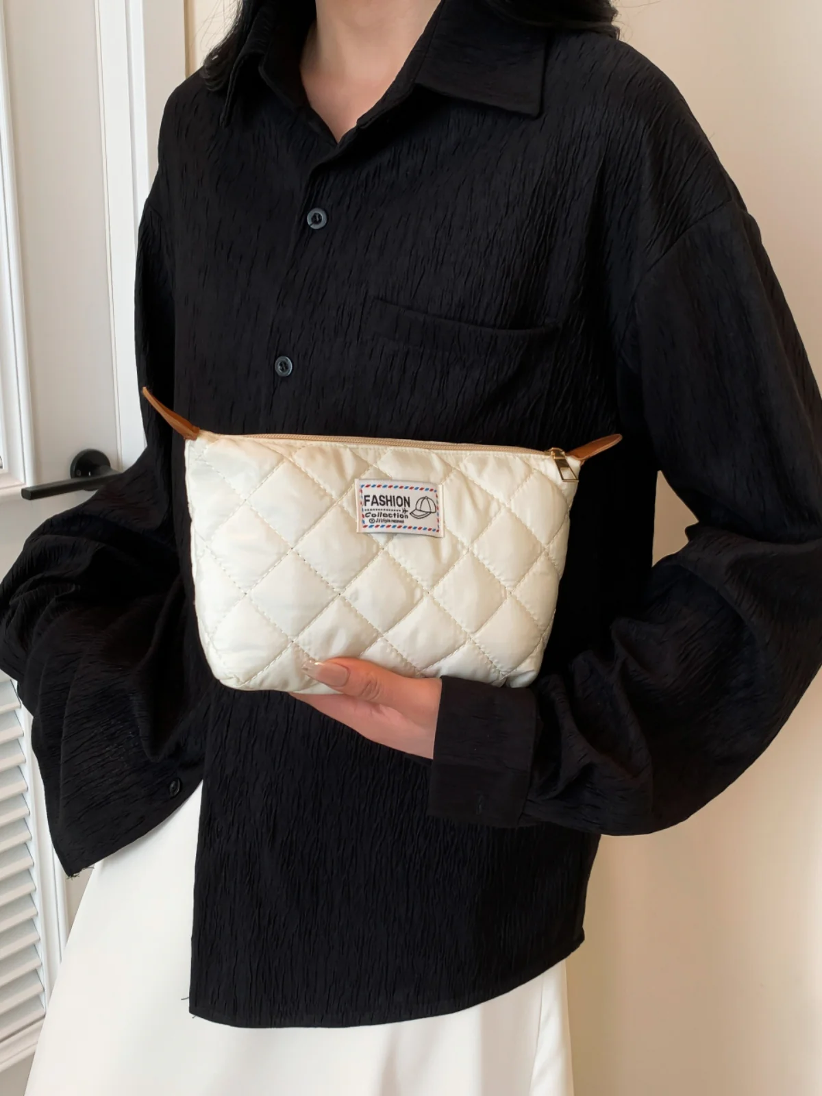 Solid Quilted Clutch with Zipper - Image 3