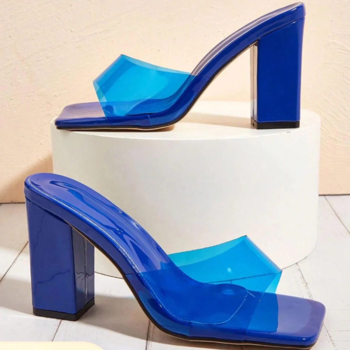 Square Toe Block Heels Sandals - Image 4