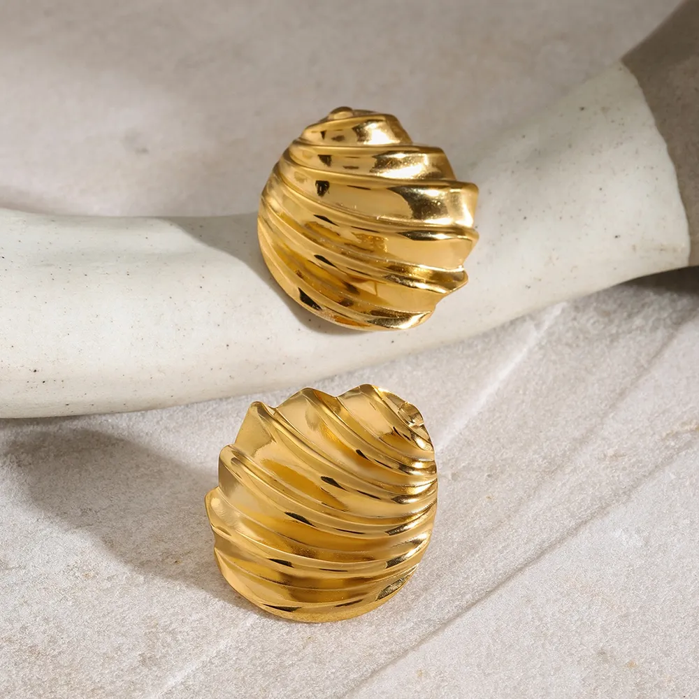 Stainless Steel Shell Shape Stud Earrings - Image 6