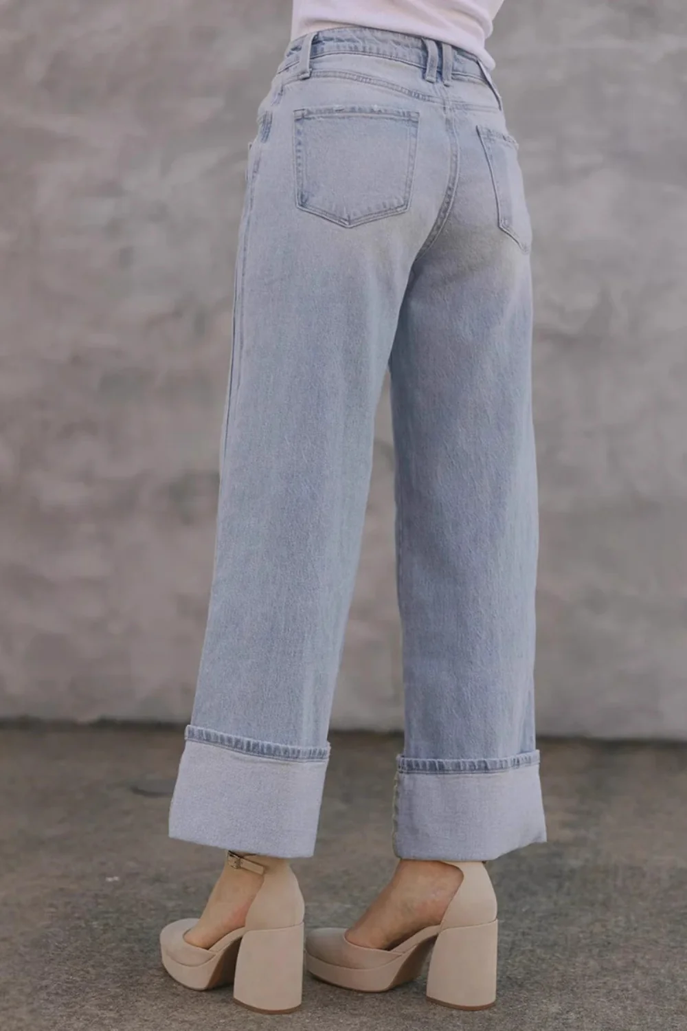 Straight Leg Jeans with Pockets - Image 6
