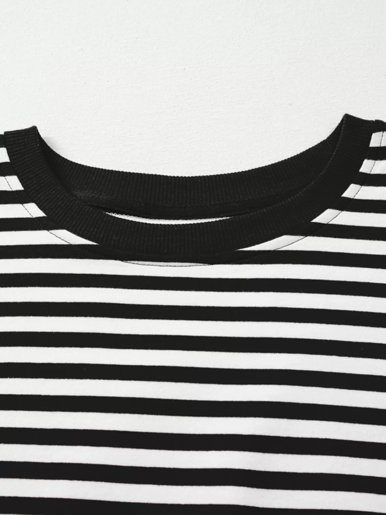 Stripe Exposed Seam Drop Shoulder Casual Pullover Top - Image 7