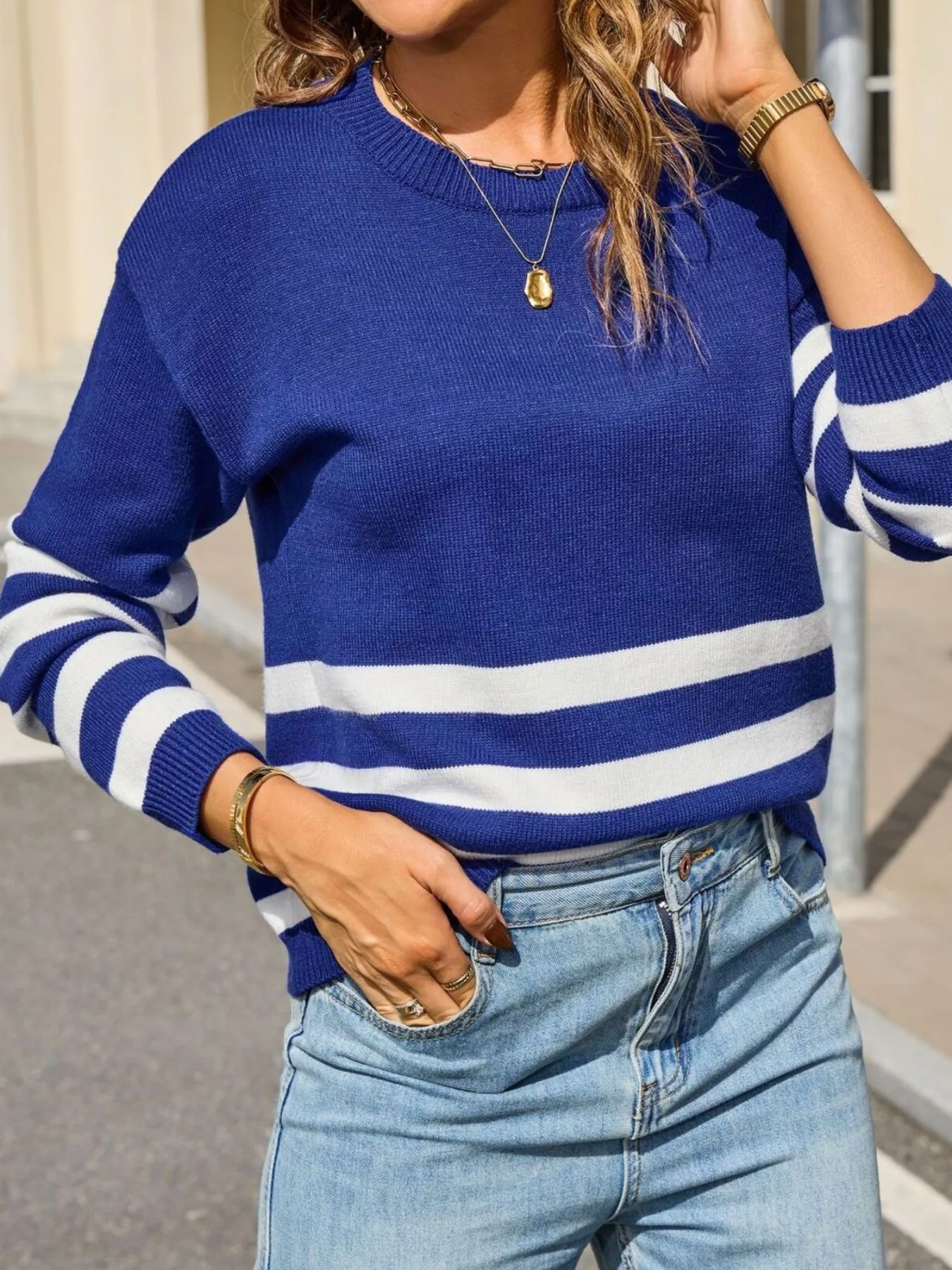 Striped Trim Crew Neck Sweater - Image 12