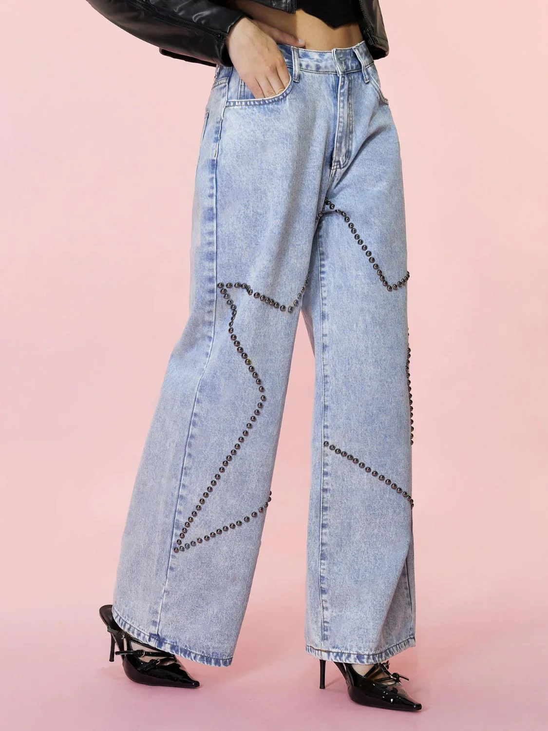 Studded Star Straight Jeans with Pockets - Image 3