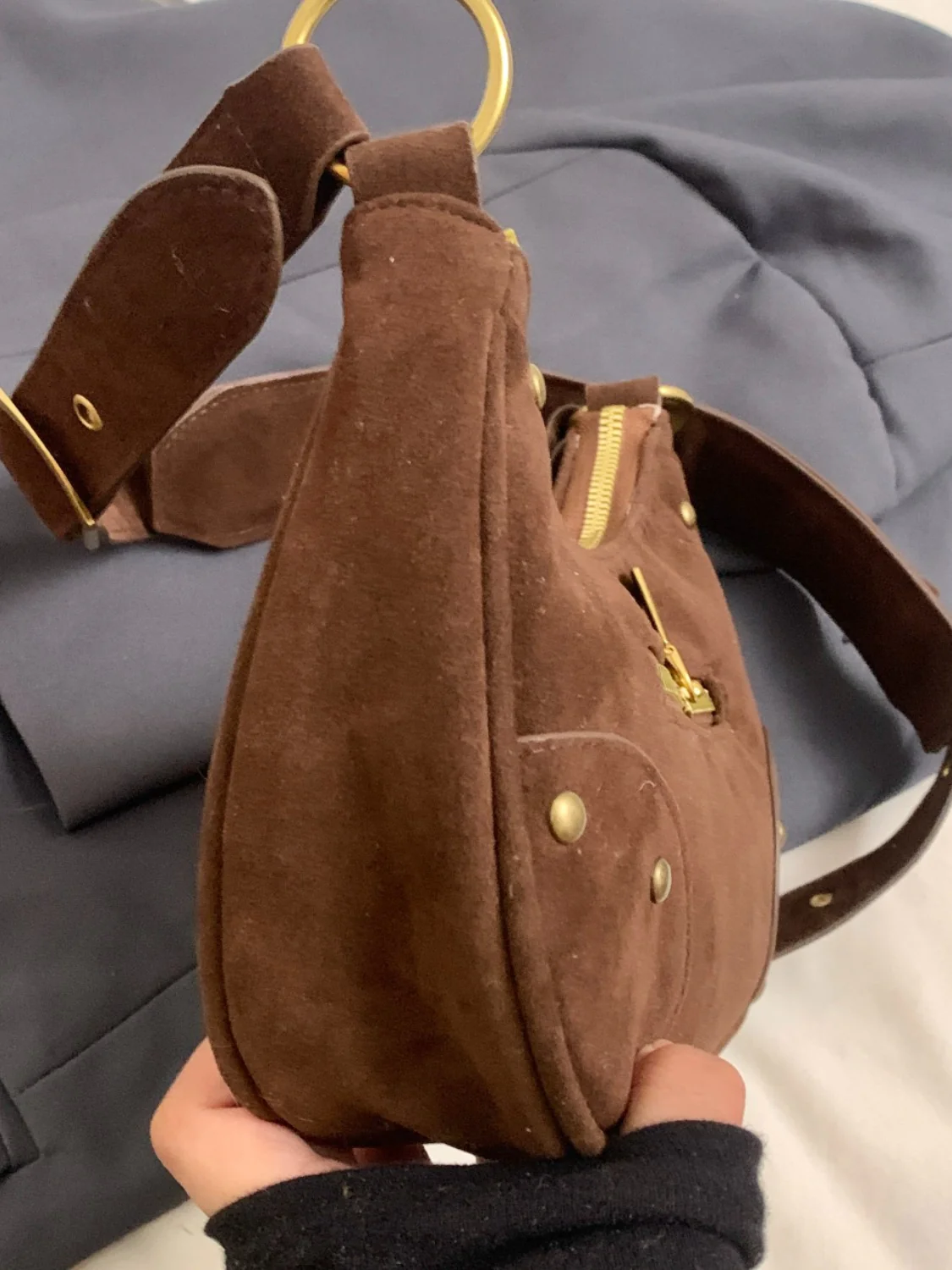 Suede Adjustable Strap Shoulder Bag - Image 5
