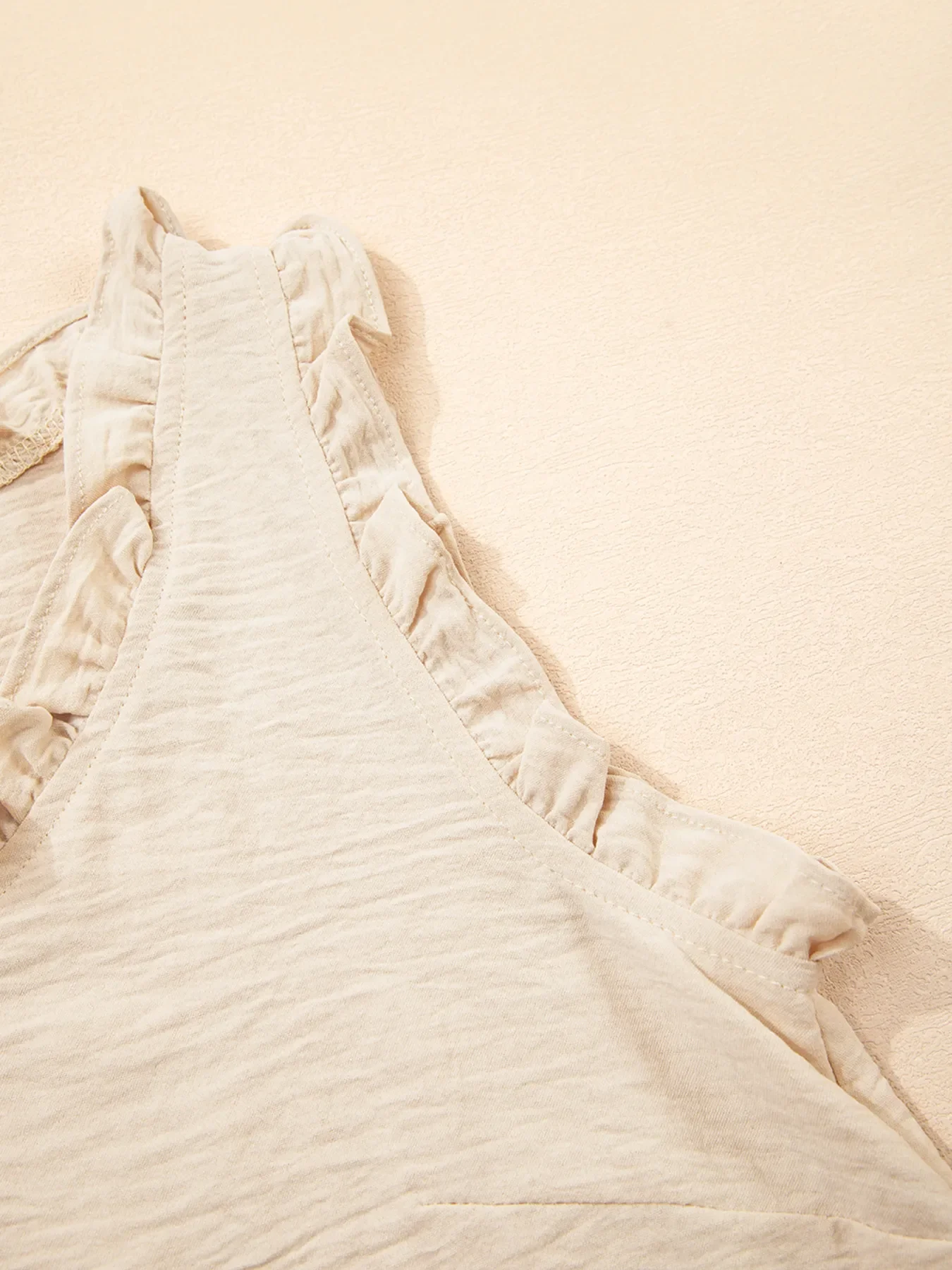Texture Ruffle Trim V-Neck Tank Top - Image 6