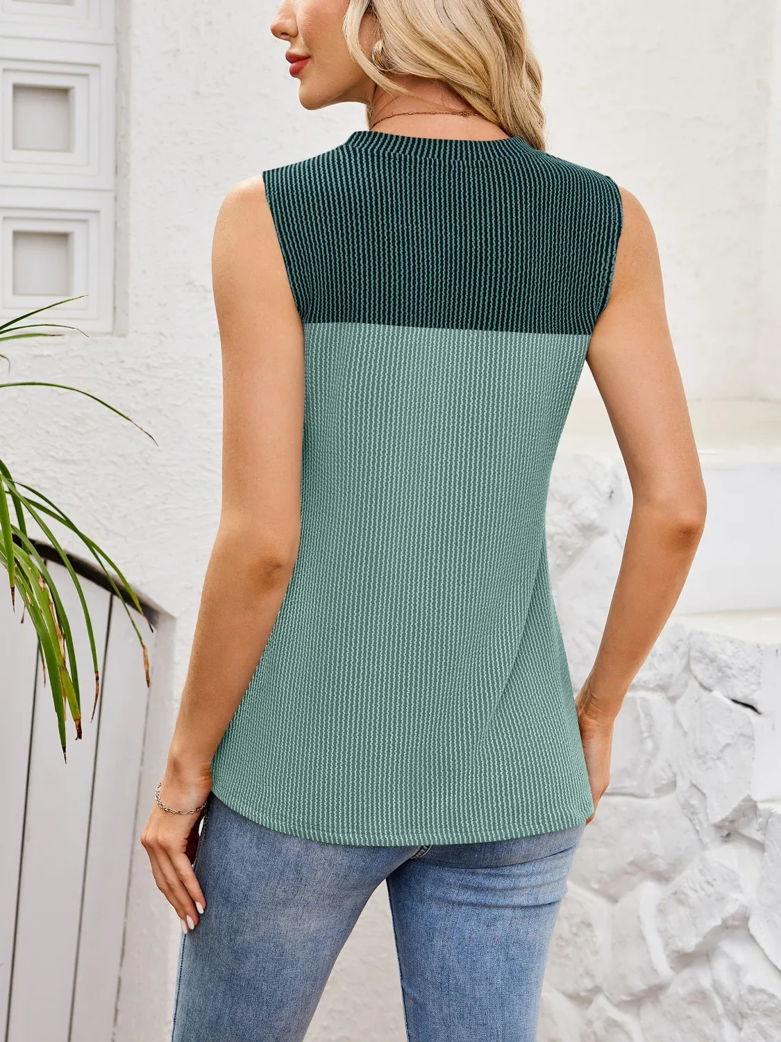Textured Round Neck Tank - Image 5