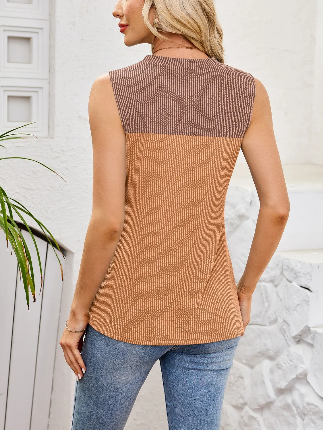 Textured Round Neck Tank - Image 9