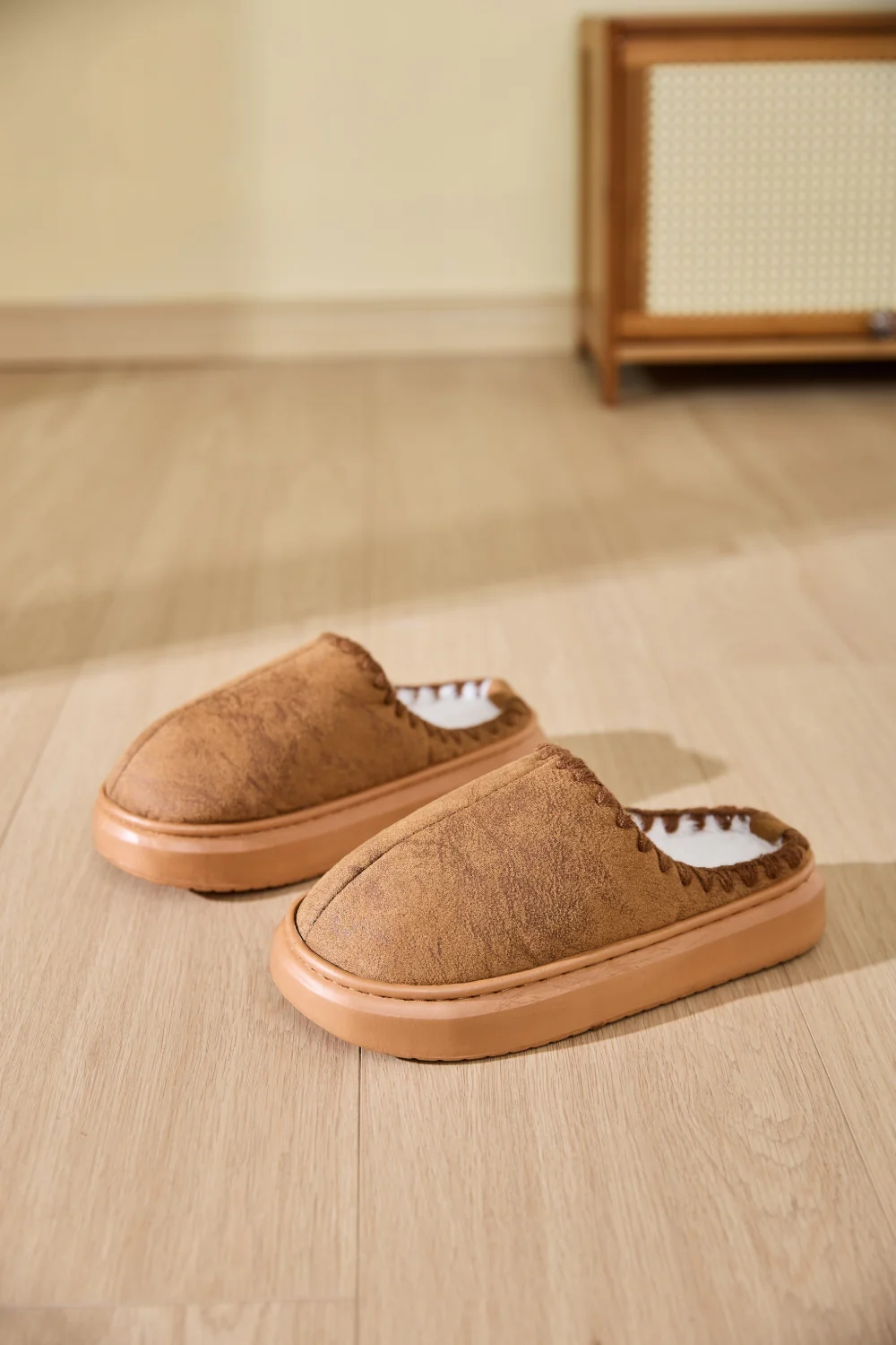 Thermal Round Toe Platform Slippers - Image 6