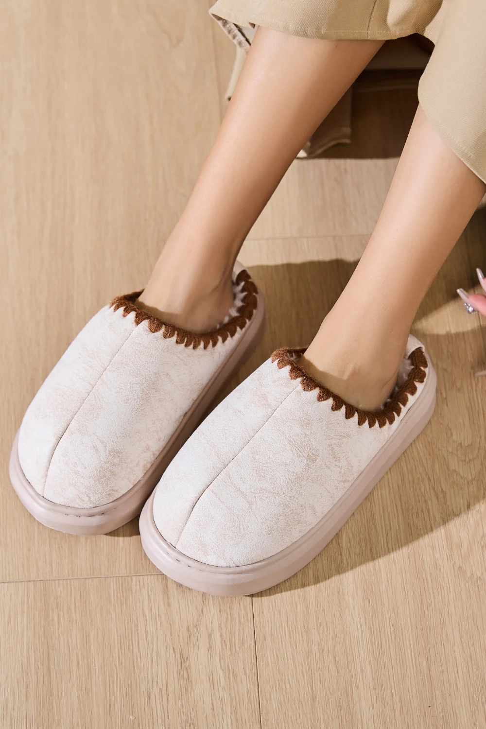 Thermal Round Toe Platform Slippers - Image 8