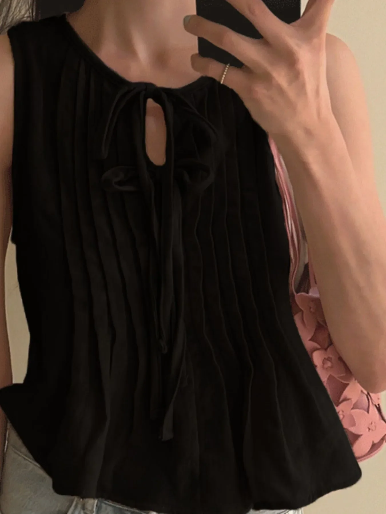 Tie-Front Sleeveless Summer Blouse - Image 11