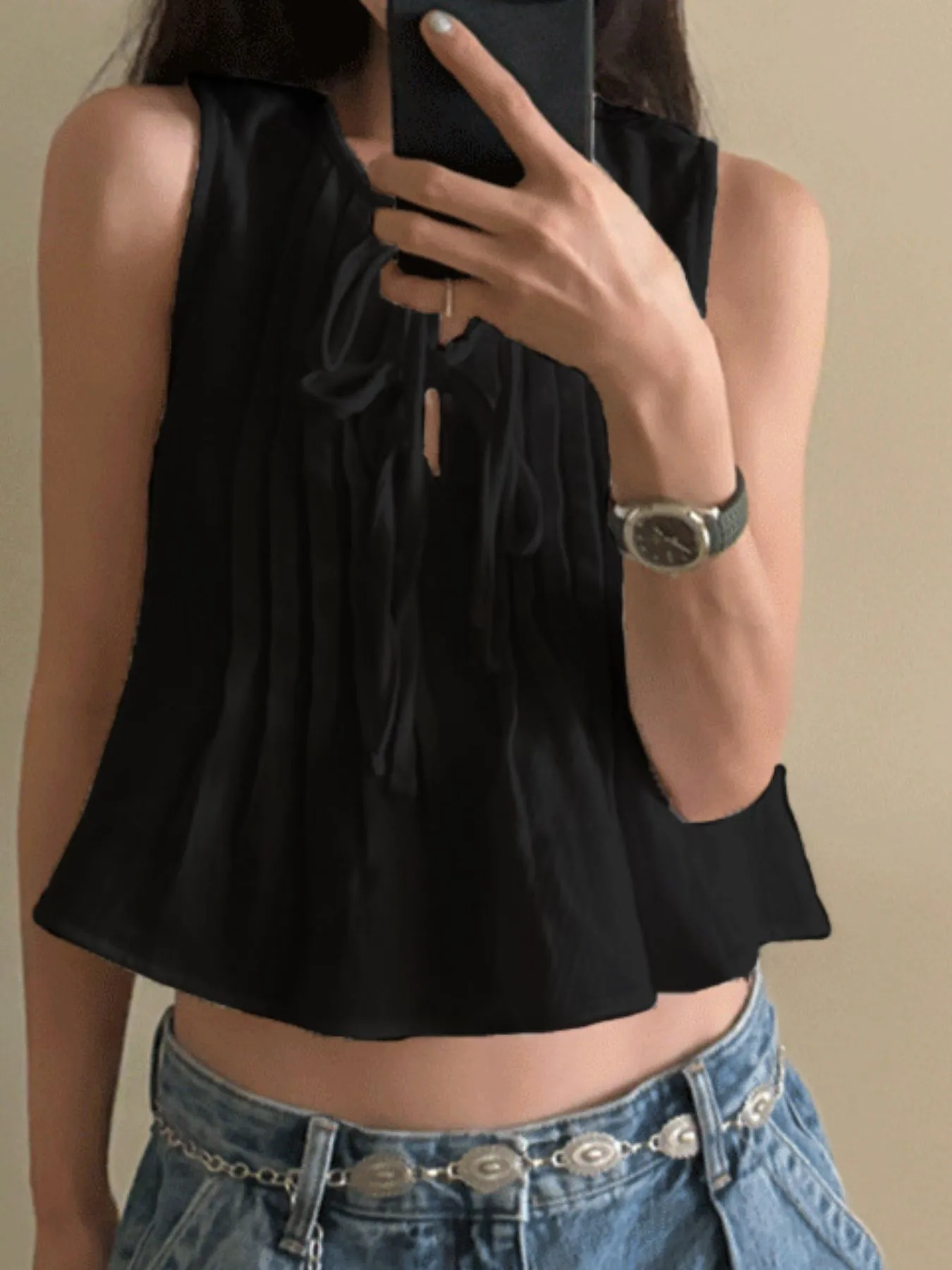 Tie-Front Sleeveless Summer Blouse - Image 9