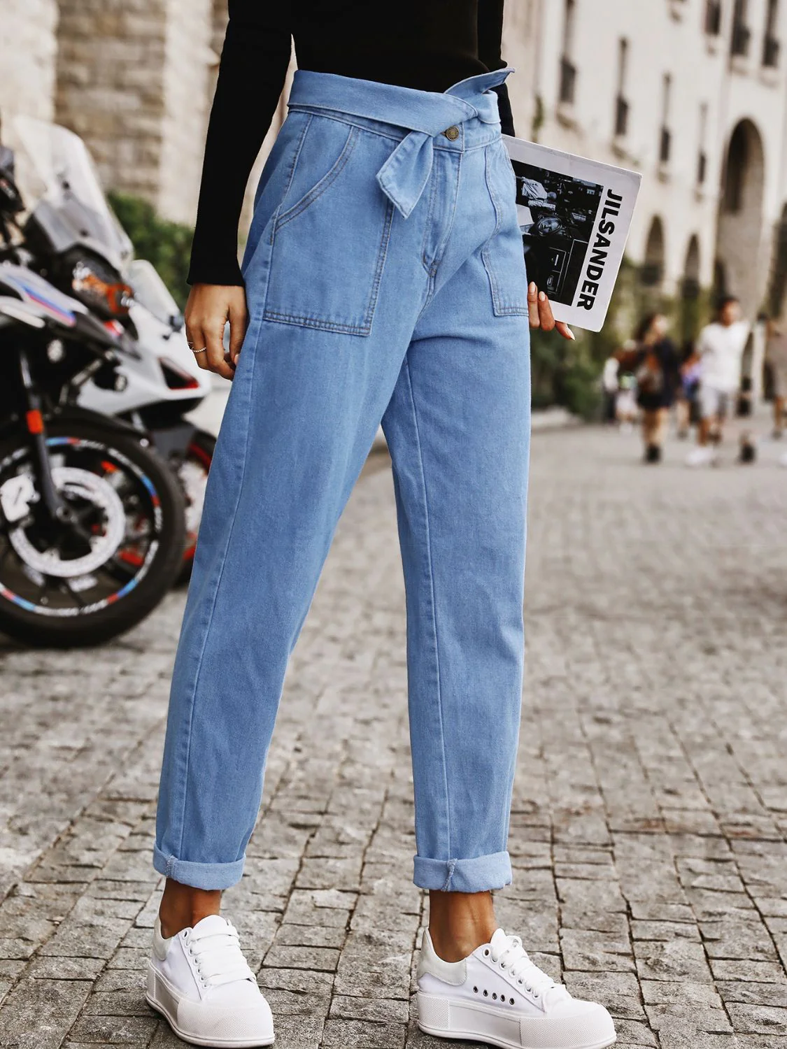 Tied Straight Jeans with Pockets - Image 4