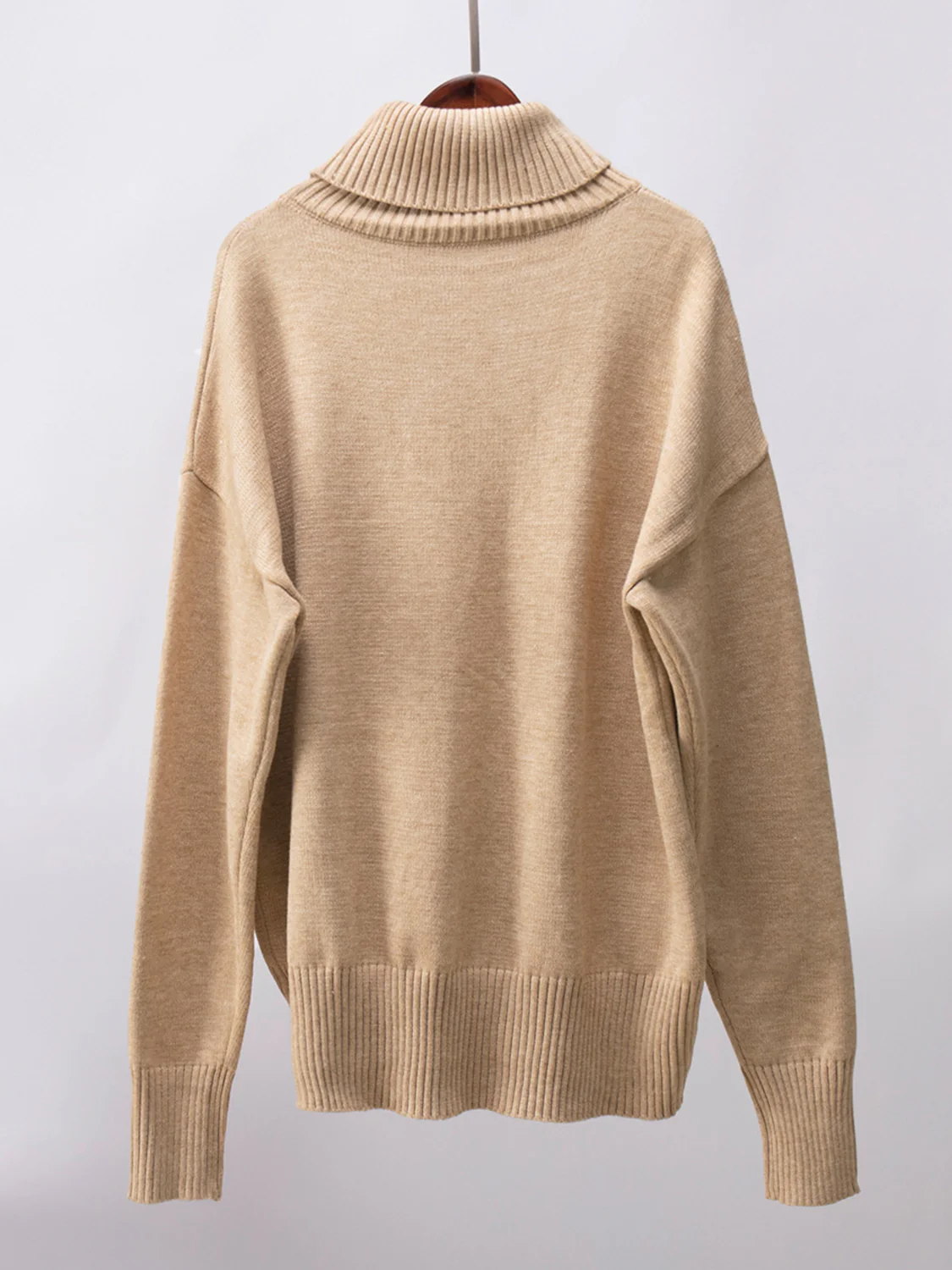 Turtleneck Long Sleeve Sweater - Image 15