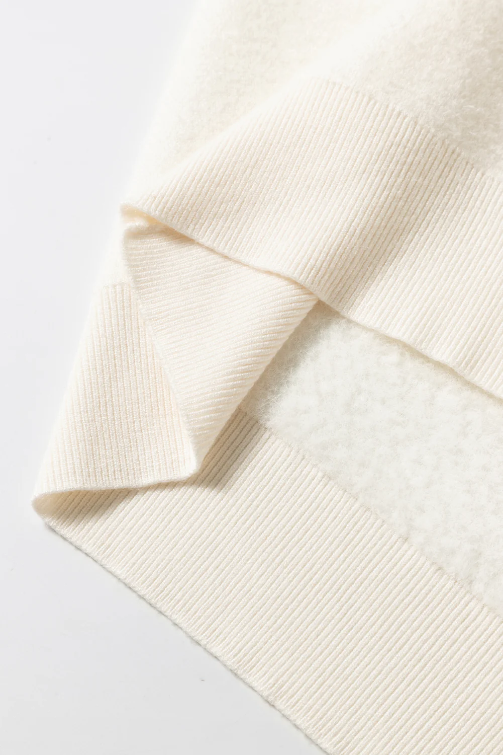 Turtleneck Long Sleeve Sweater - Image 9