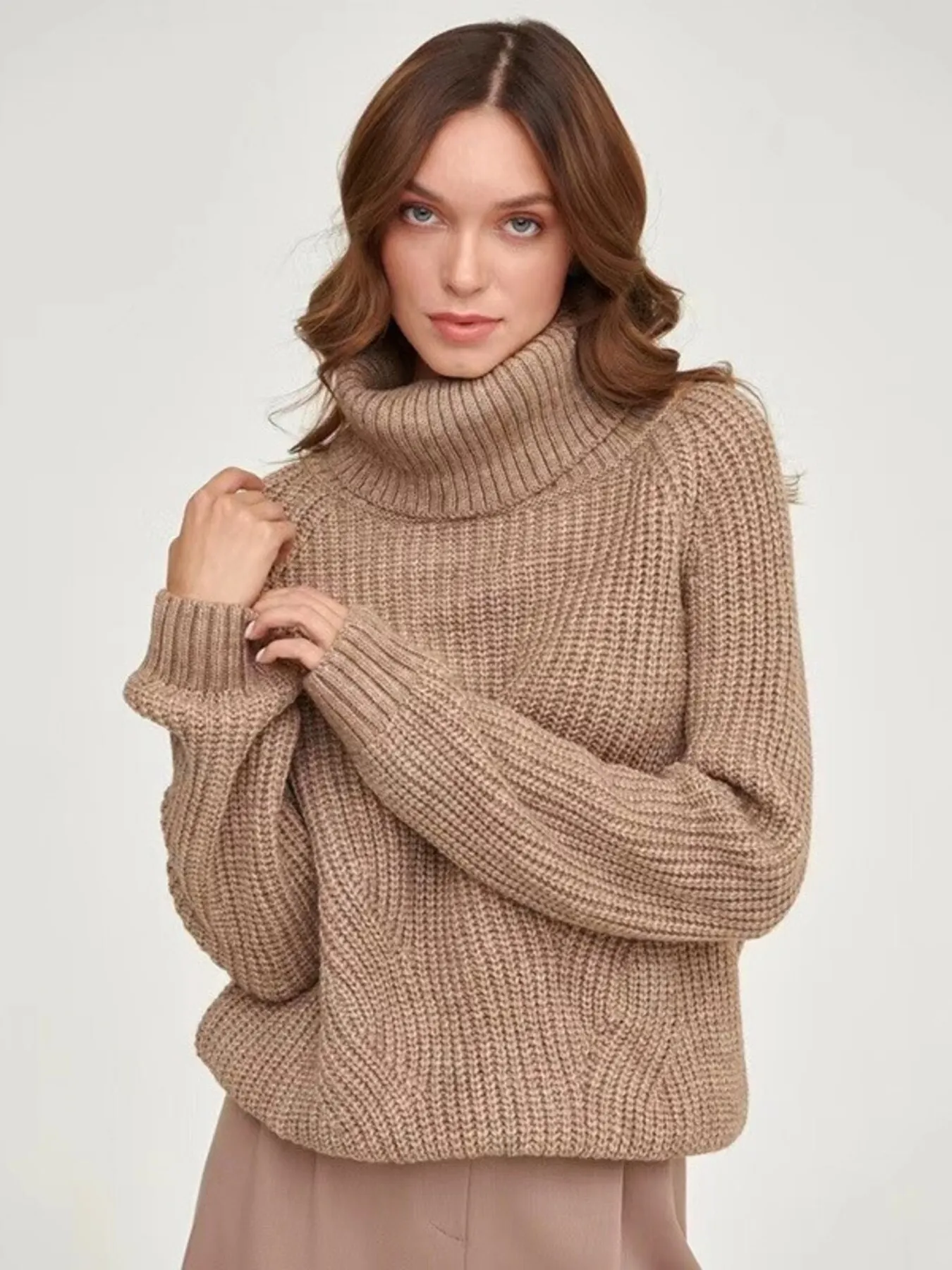 Turtleneck Long Sleeve Sweater - Image 13