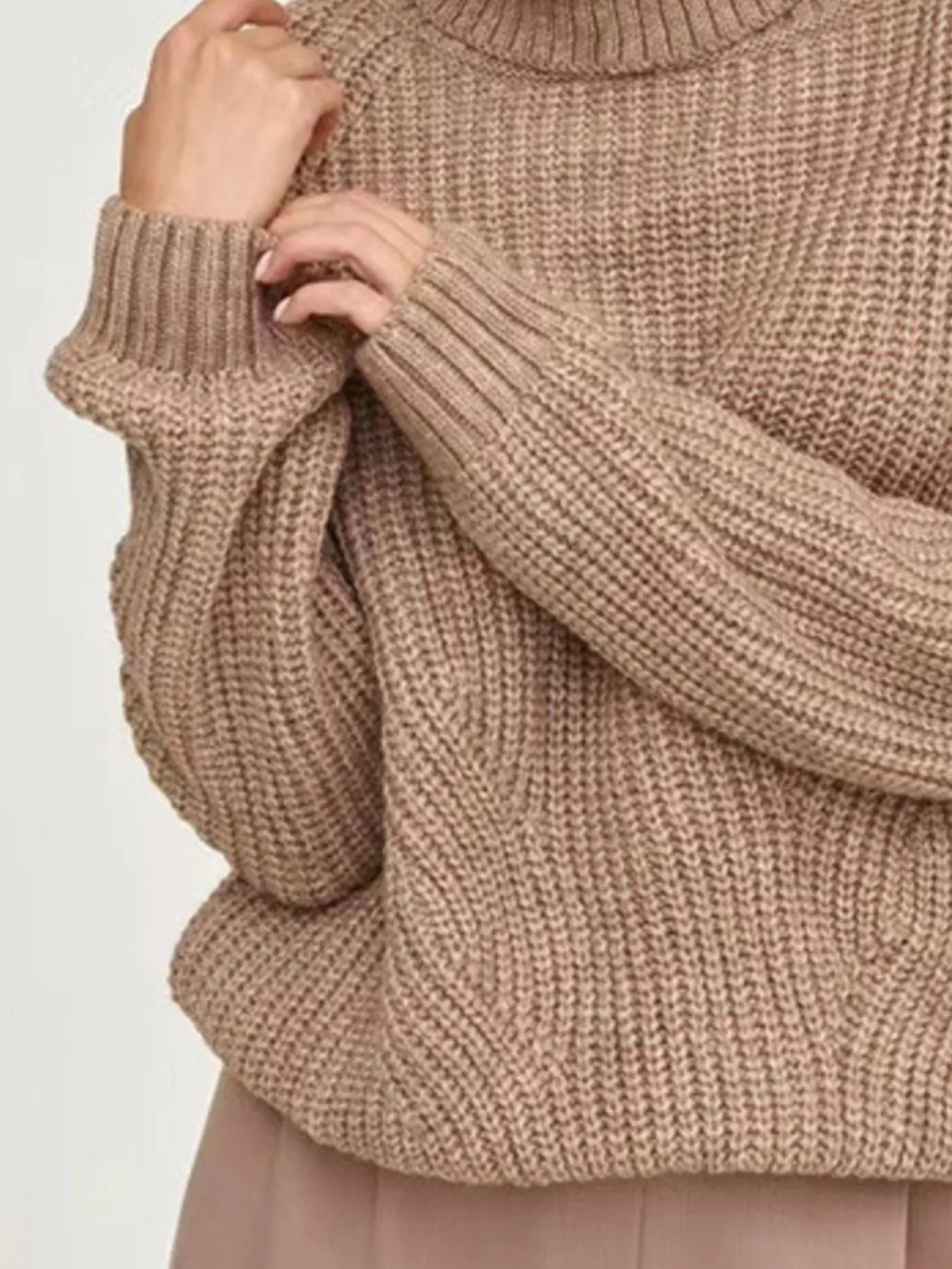 Turtleneck Long Sleeve Sweater - Image 15