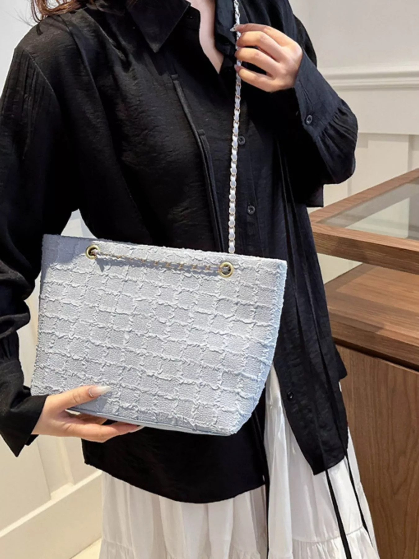 Tweed Chain Shoulder Bag - Image 5