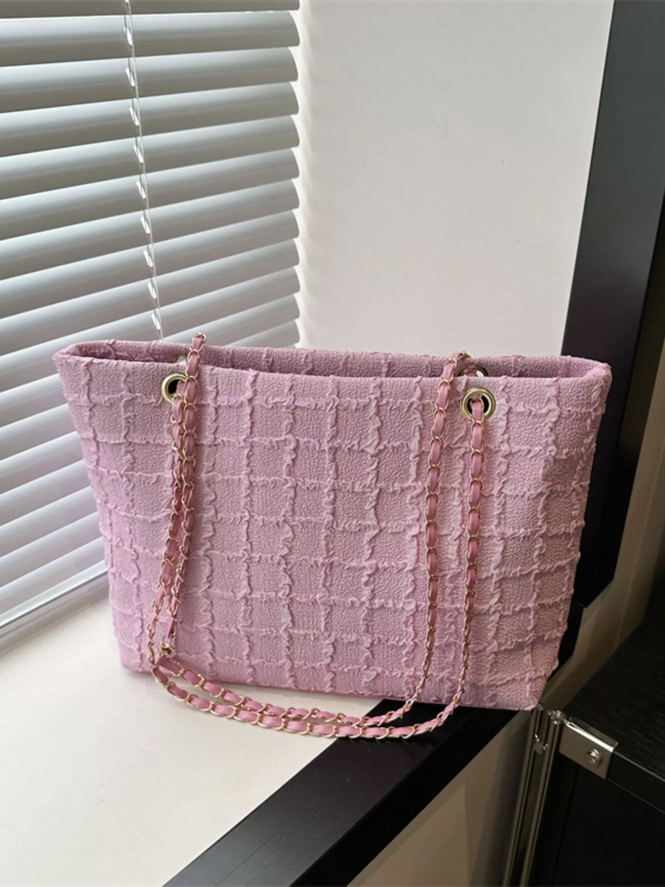 Tweed Chain Shoulder Bag - Image 6
